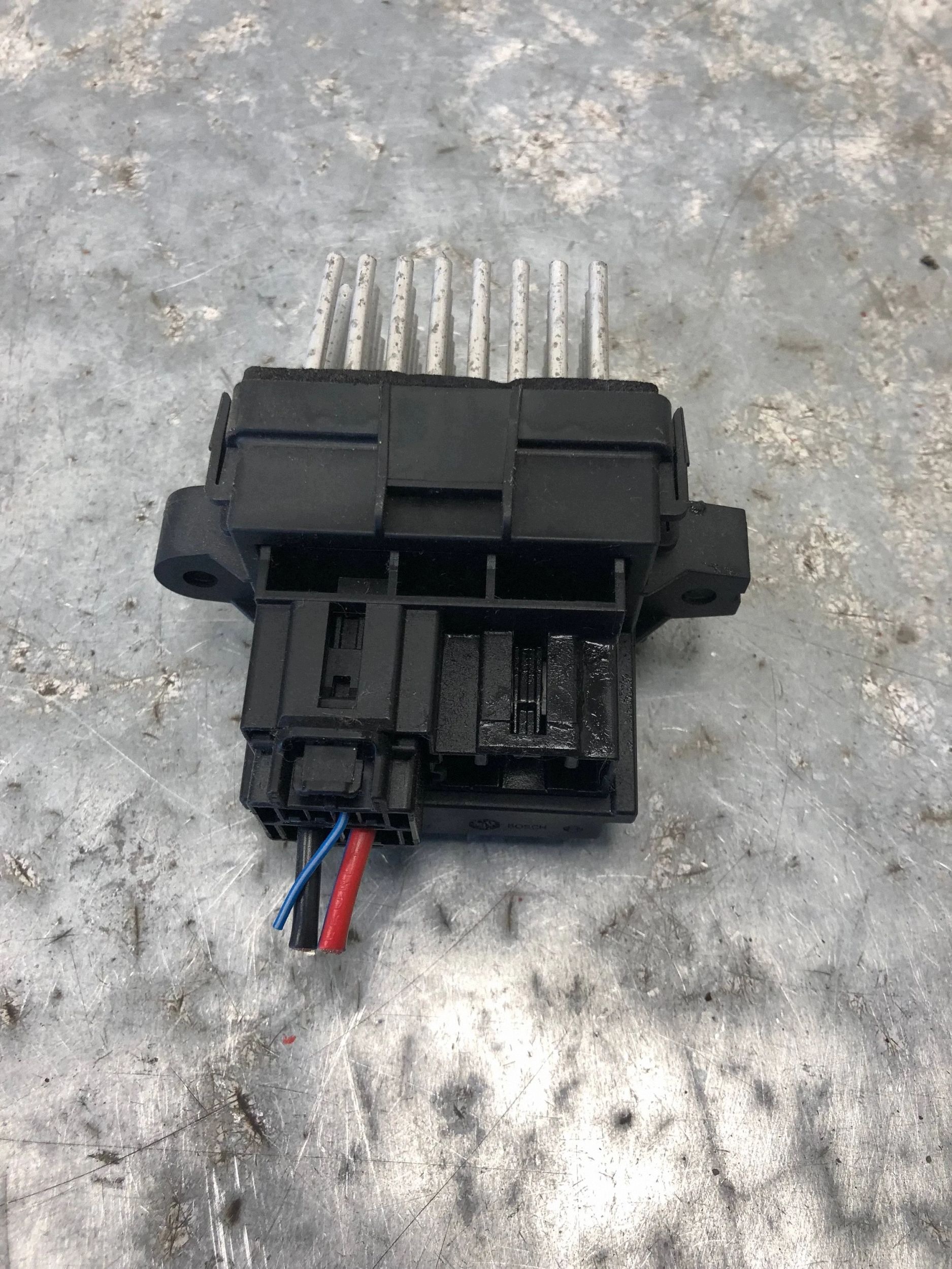 resistor, rheostat, regulator heater fan resistor OPEL 13598091