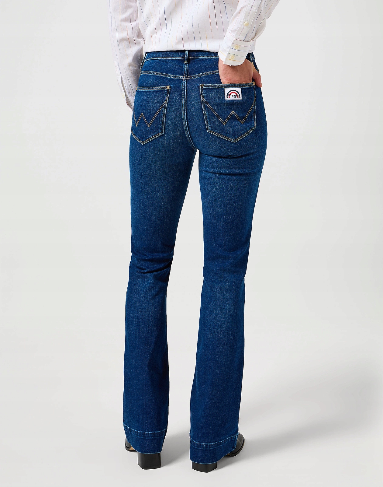 Dámské zvonové džíny Wrangler Flare Traditional Indigo 112356623 26/32