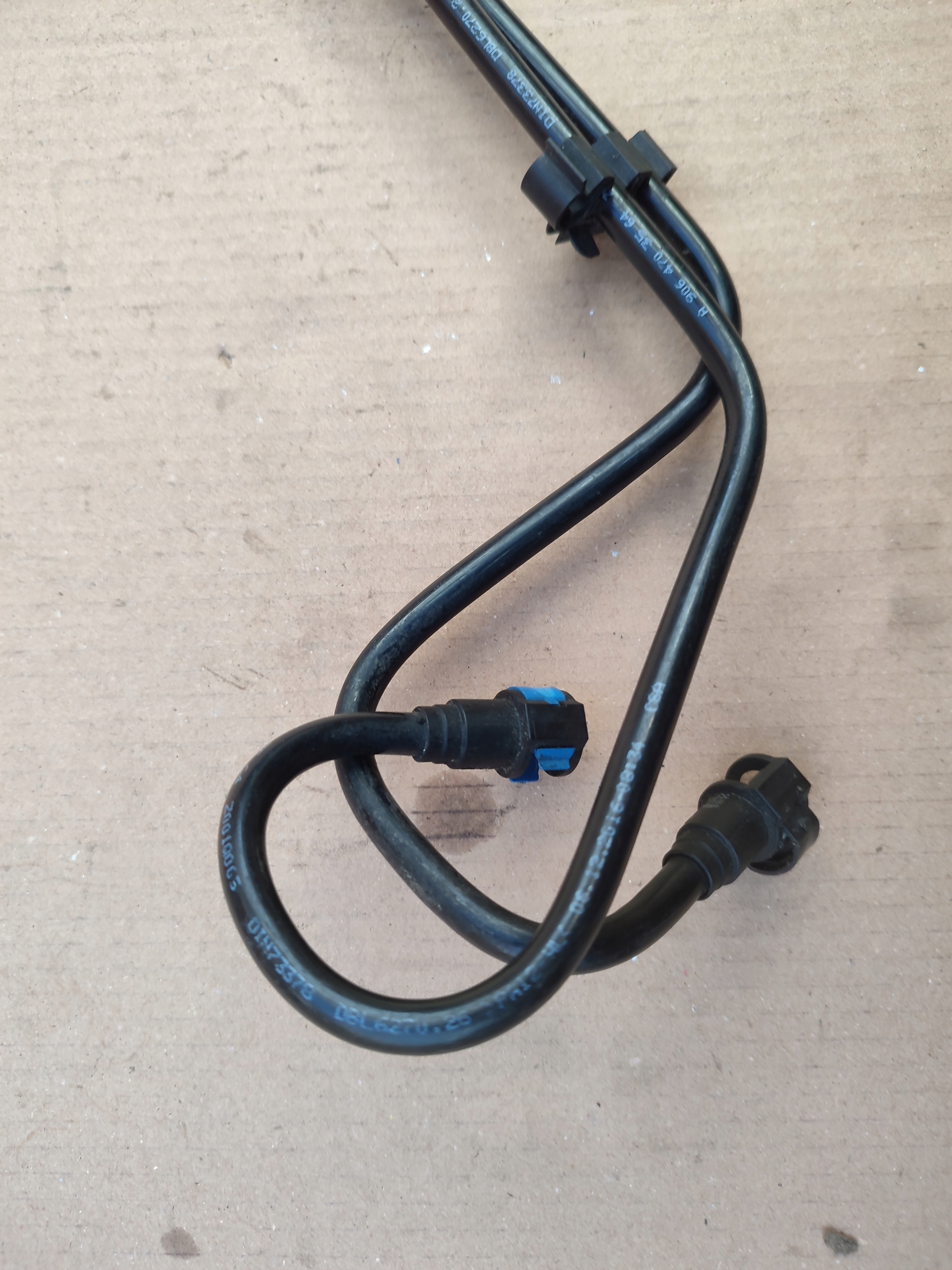 fuel line MERCEDES SPRINTER 906 2.2 CDI 06- A9064703564