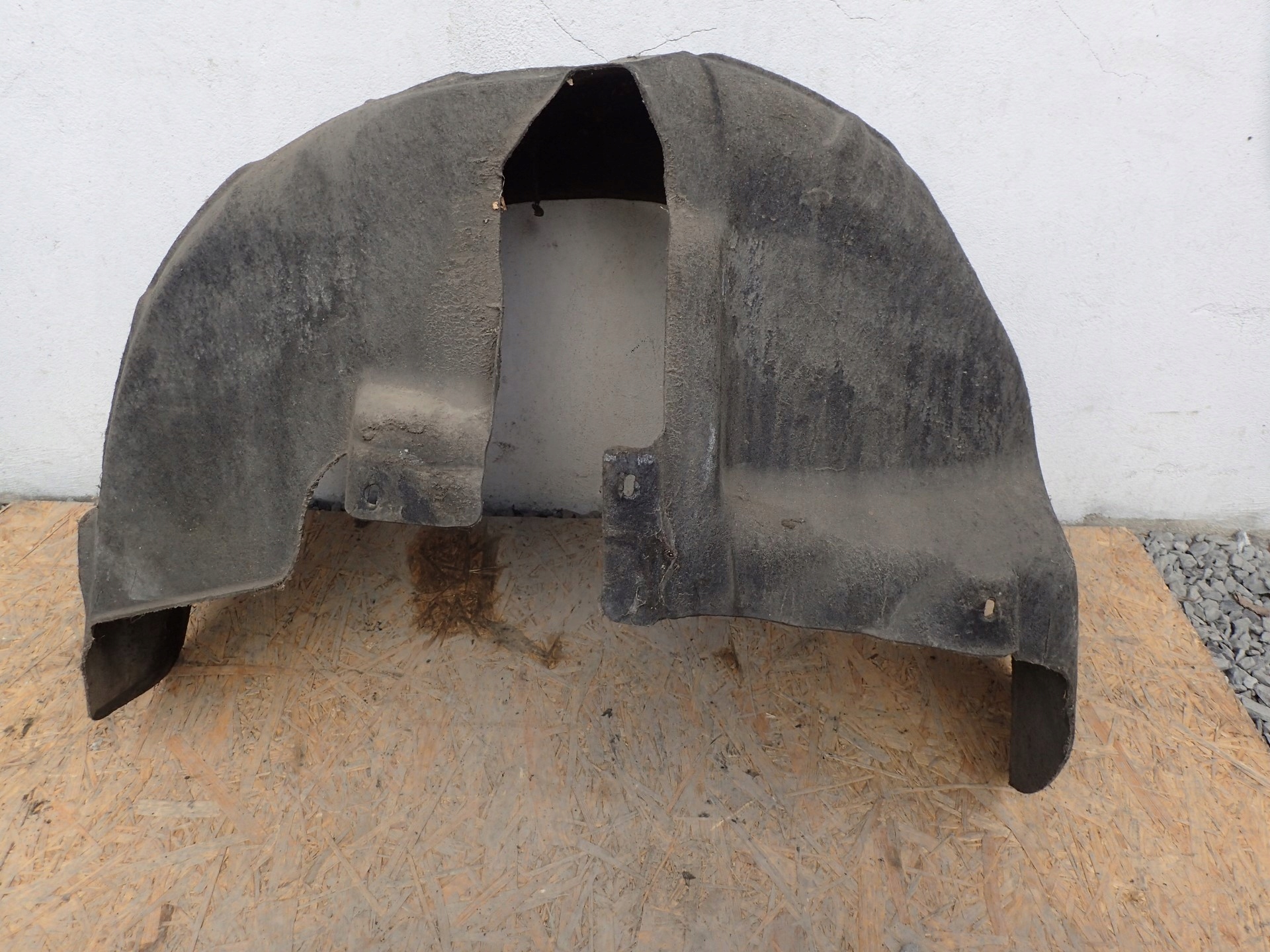 mudguard right rear. right rear part VW PASSAT B7 sedan