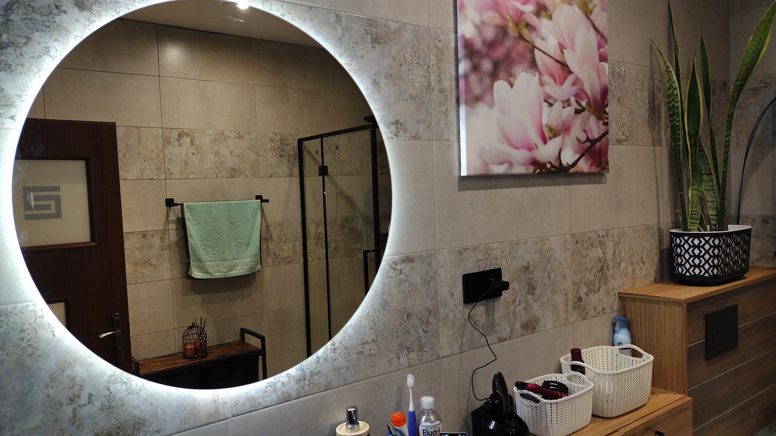 LUSTRO LED 85 cm OKRĄGŁE PODŚWIETLANE LEDOWE KOŁO ŁAZIENKOWE PREMIUM Wykonanie gotowe