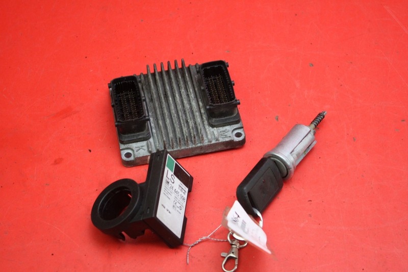 ИММО КОМПЬЮТЕР 12214830 OPEL MERIVA A 1.6 16V 03R