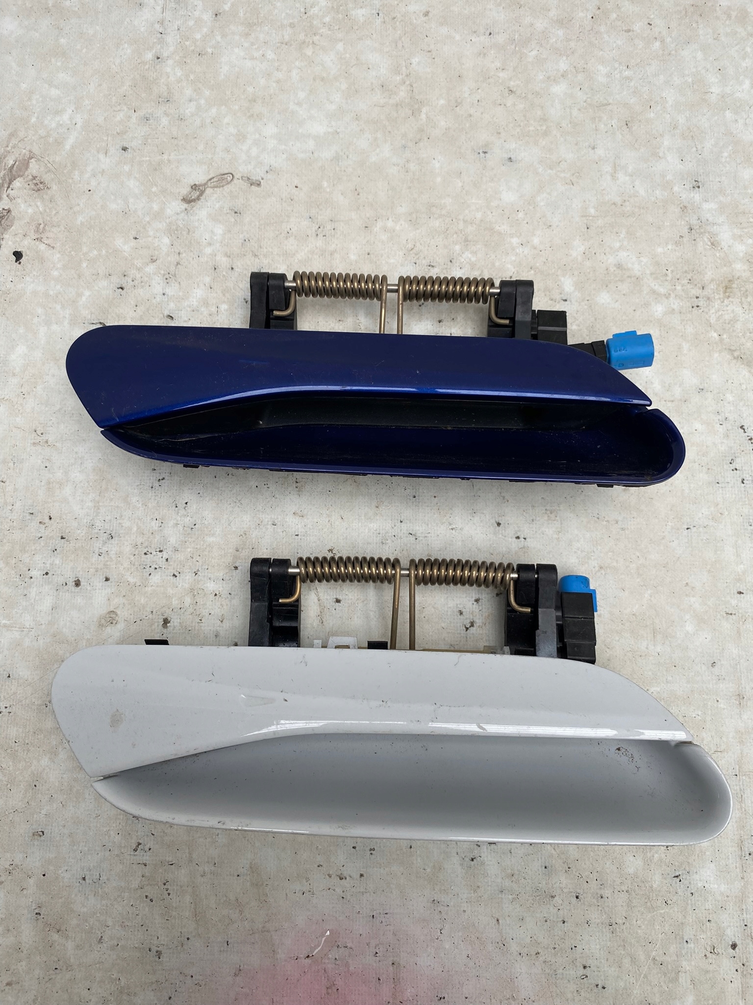 VW ID.4 handle exterior door right front 11A837206BP