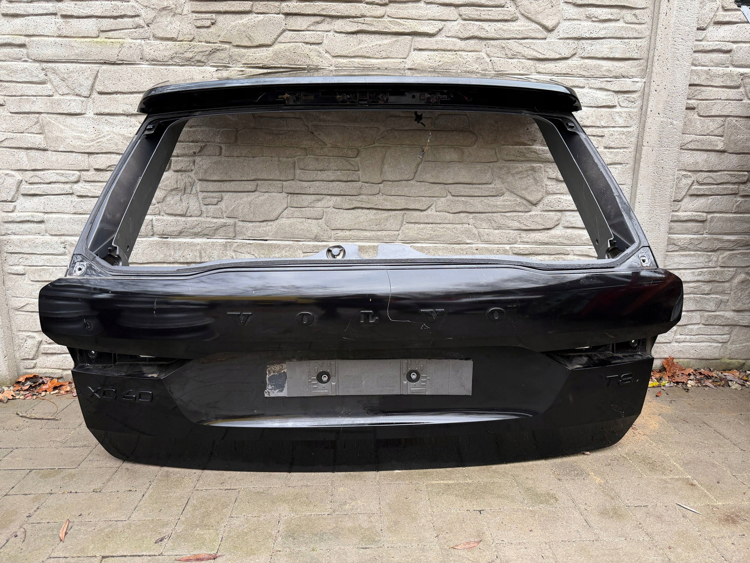 Volvo XC60 2 II 17- boot door rear