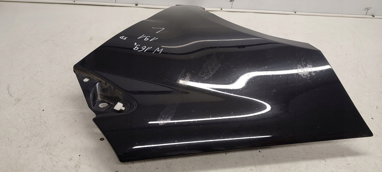 fender left front front Mercedes W169 1,7 191