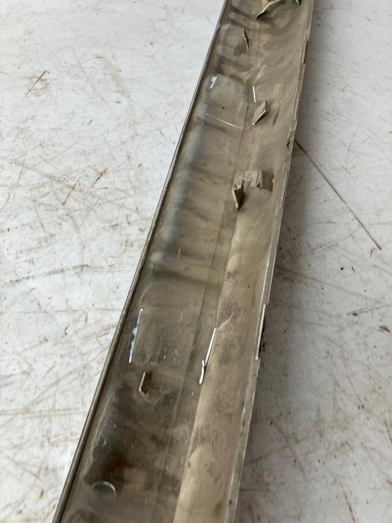 moulding CHROM door right front DS5