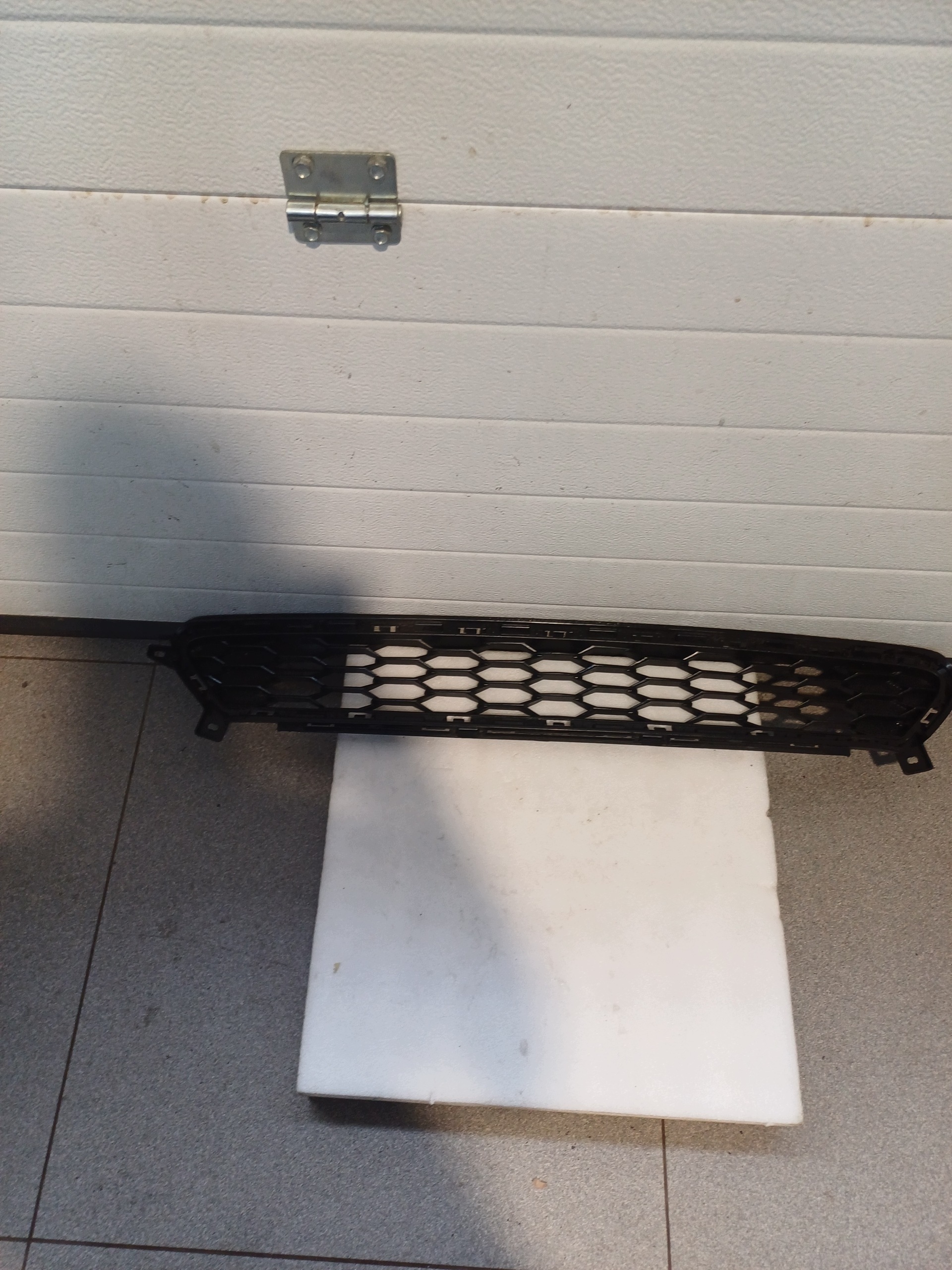grid central front front HYUNDAI I30 III LIFT N- LINE 86561-G4DA0