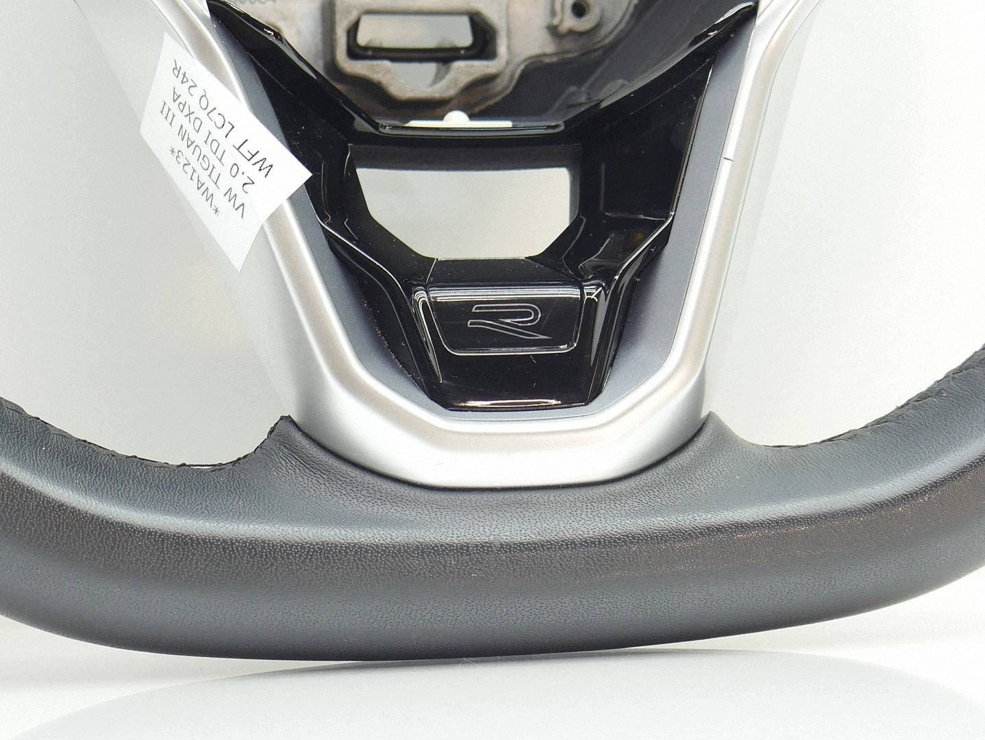 volant cuir MULTI avec la direction VW TIGUAN III R 571419089N