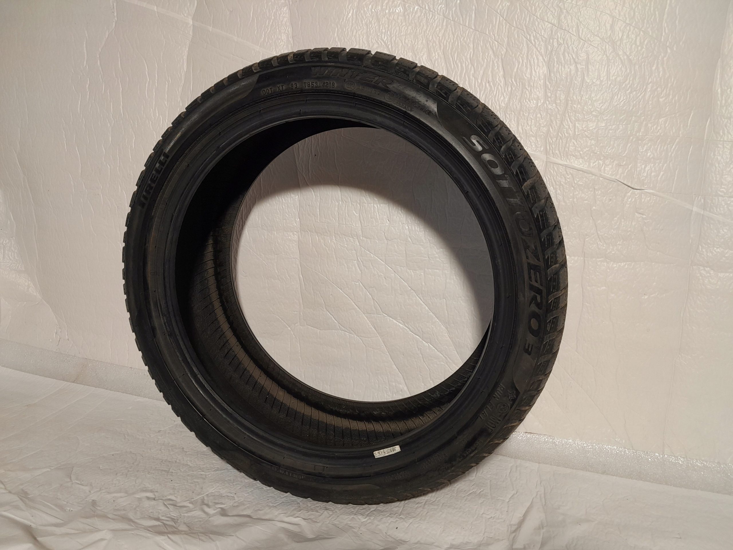 OPONA PIRELLI SOTTOZERO3 275/35R19 ZIMOWA RUN FLAT Sezon zimowe