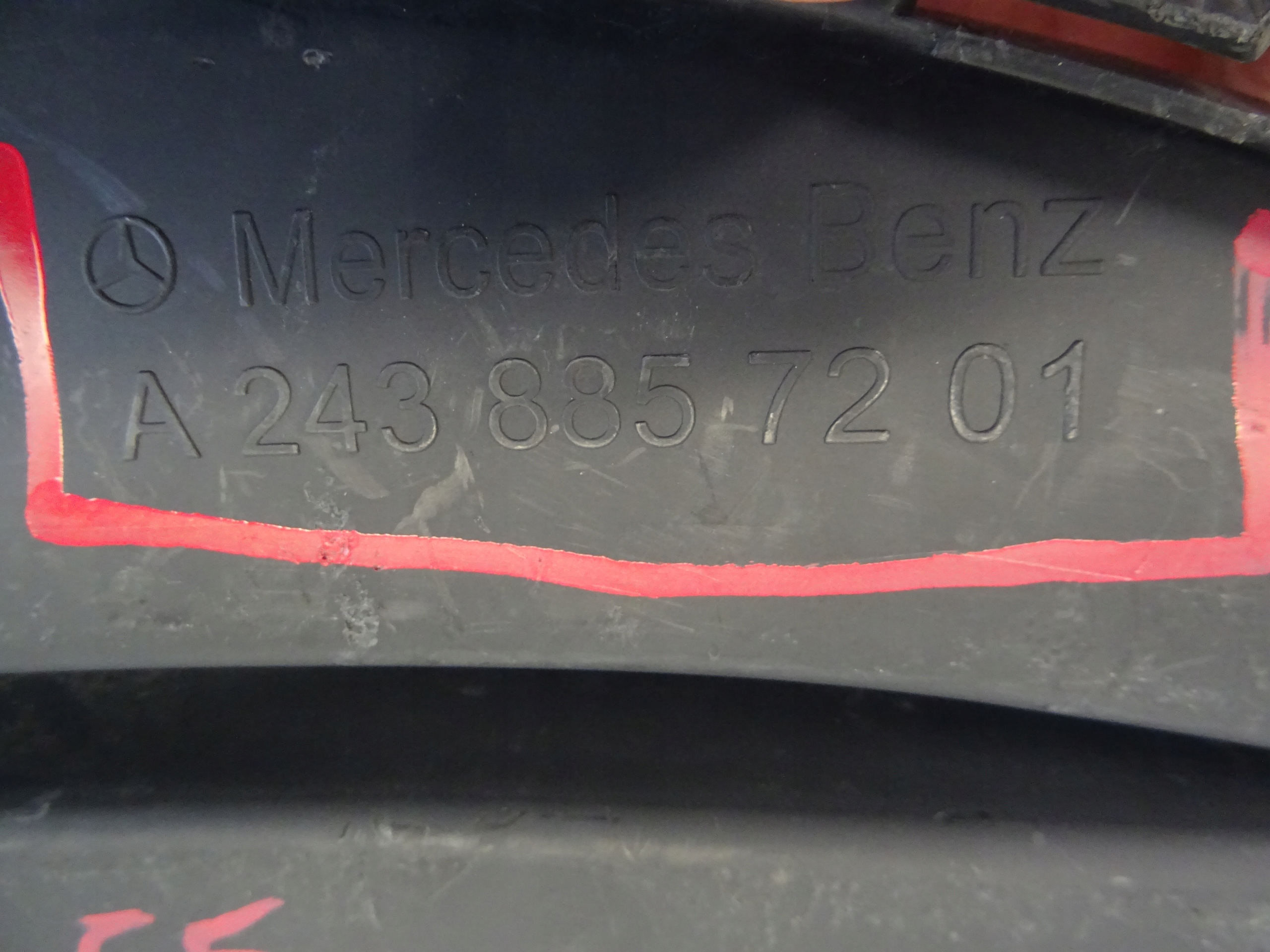 grid of a bumper front front left MERCEDES EQA EQB AMG W243 A2438857201