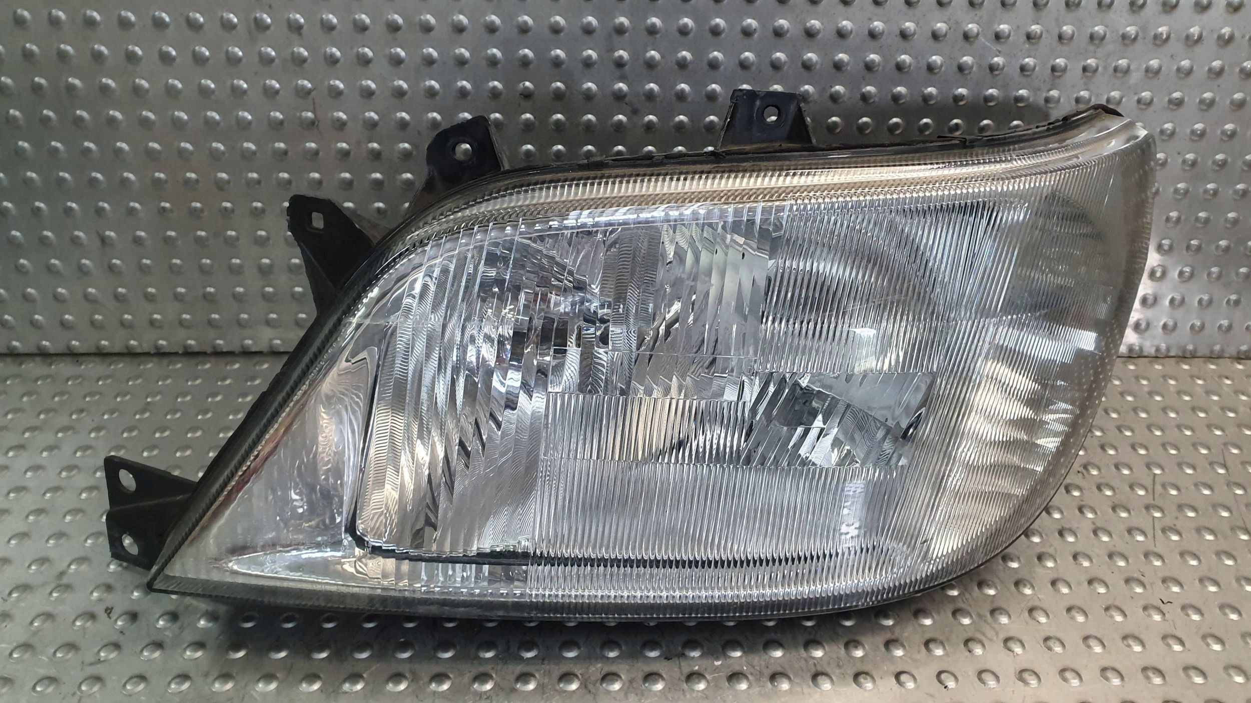 light front left MERCEDES SPRINTER W903 00