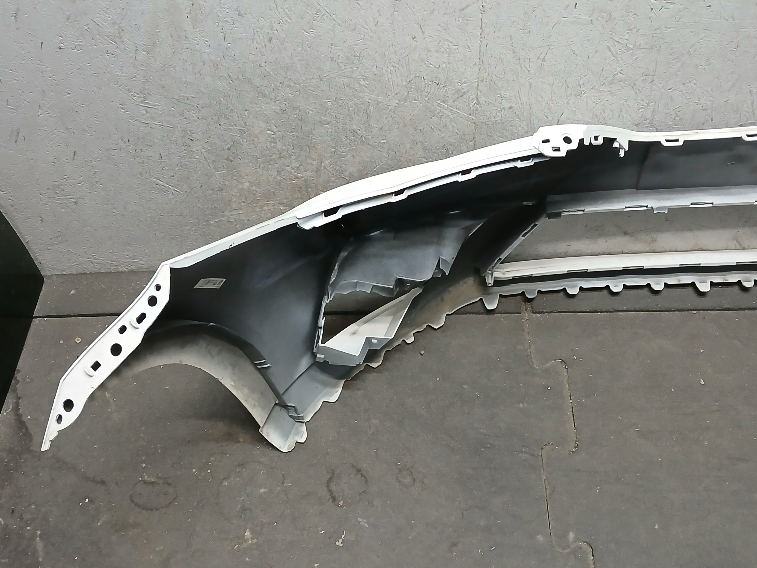 bumper front SEAT IBIZA 6F 17