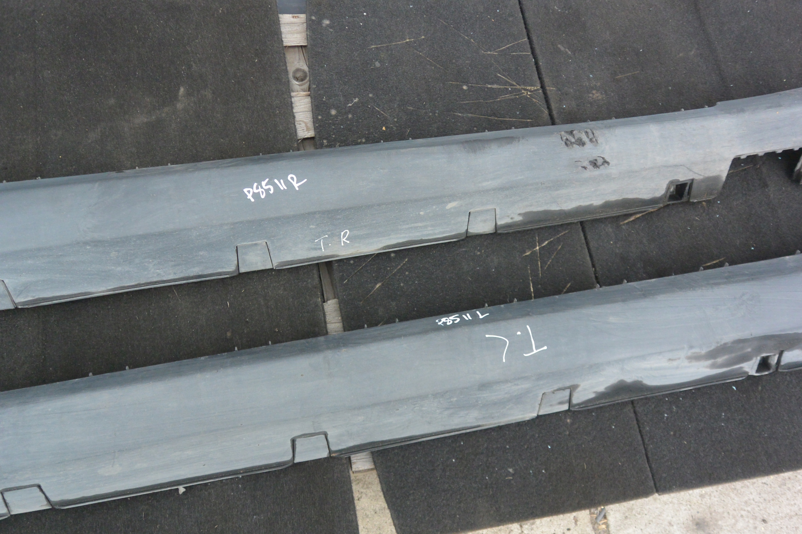 TESLA MODEL S moulding threshold left right 12-16