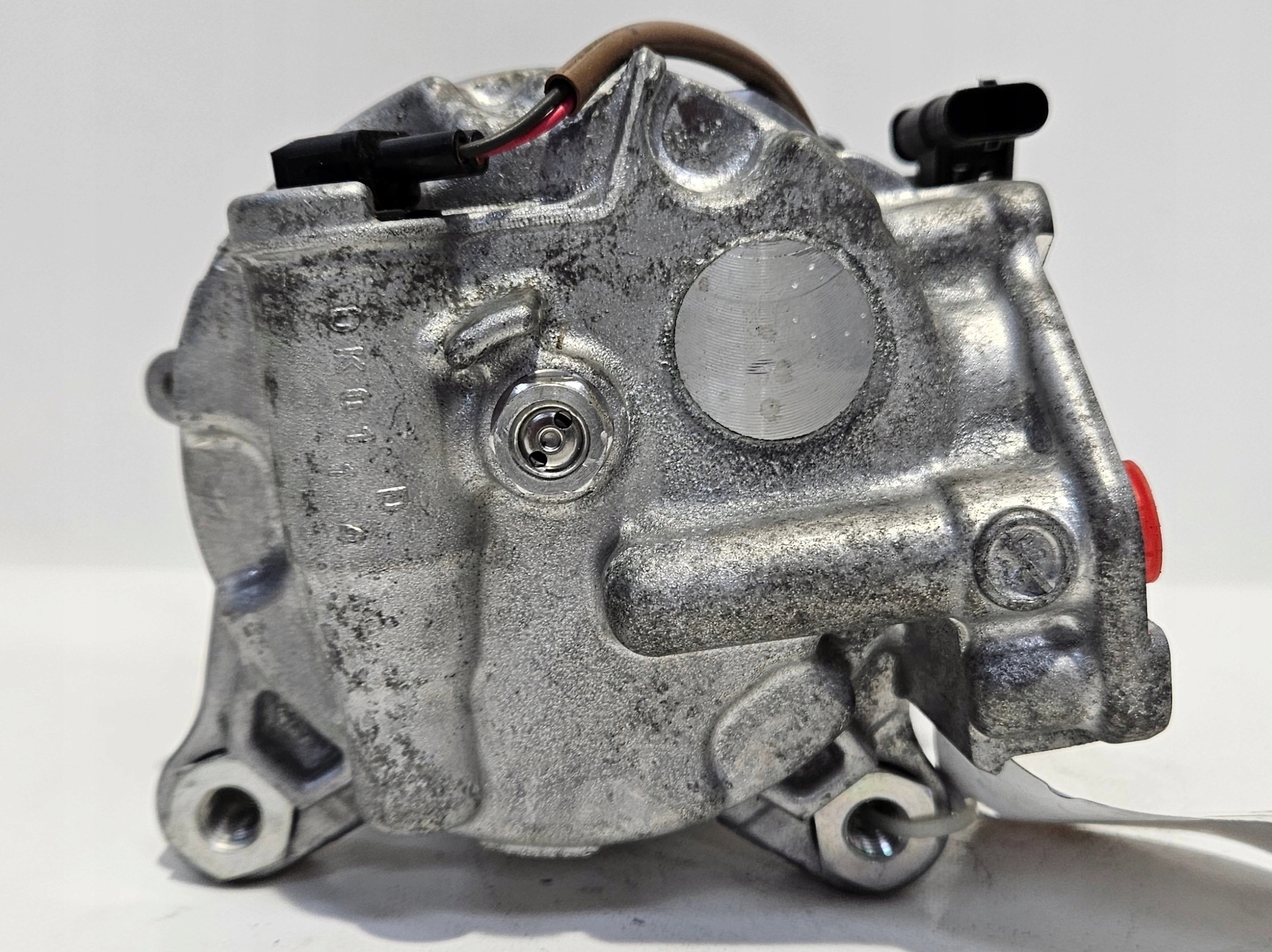 compressor; of the air conditioning BMW OE 9482996-02