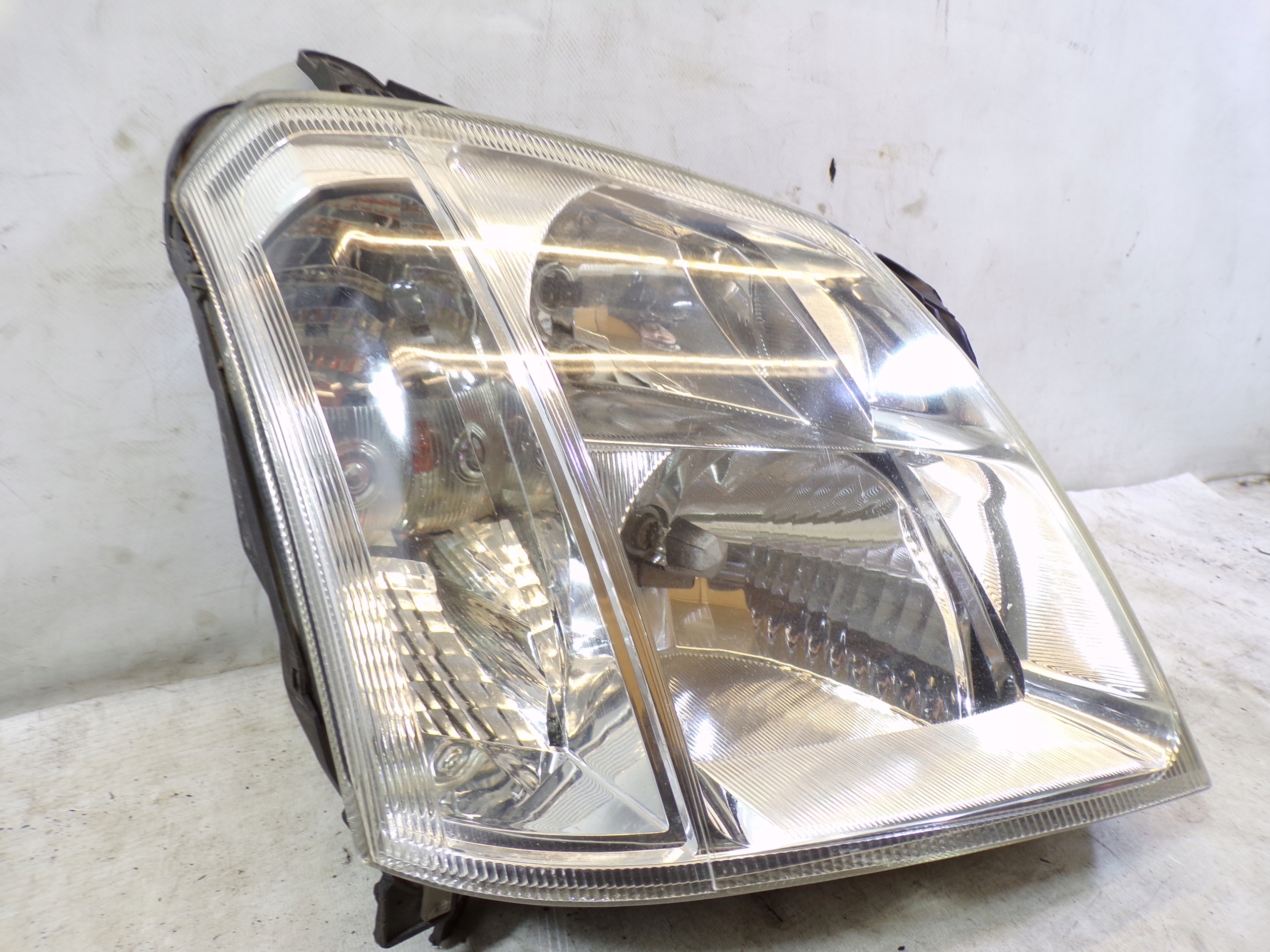 light right front OPEL MERIVA A LIFT (5 )