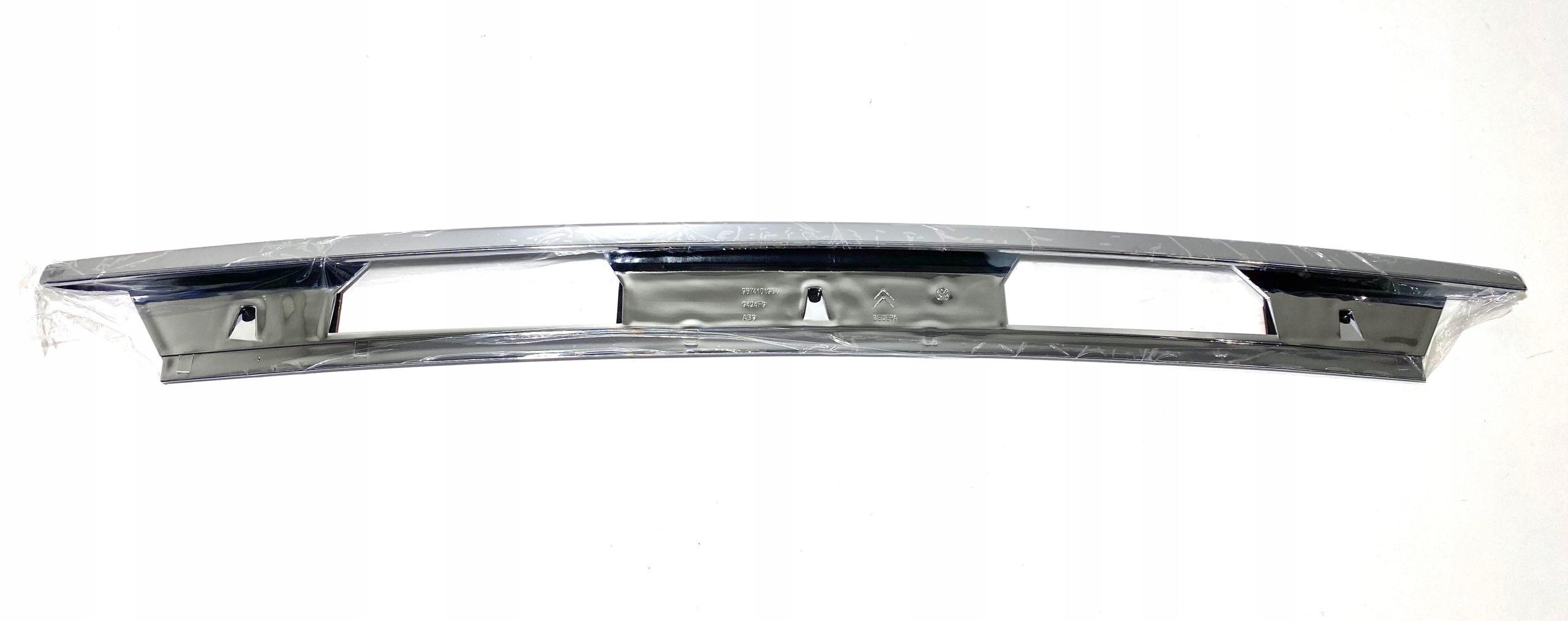 LISTWA TABLICY REJESTRACYJNEJ CITROEN DS3