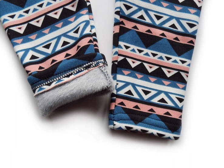 

Legginsy Ocieplane Futerkiem Trójkąty 158/164