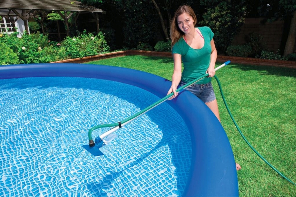 Zestaw Czyszczący Basenu Odkurzacz Basenowy 290699 EAN (GTIN) 9404633984774