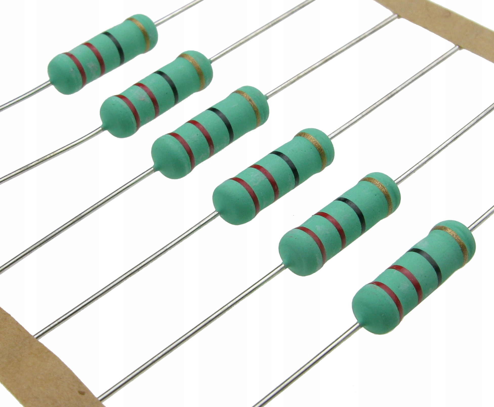 

Rezystor 3W 33R Royal Ohm Knp (2 szt.) /3885-2