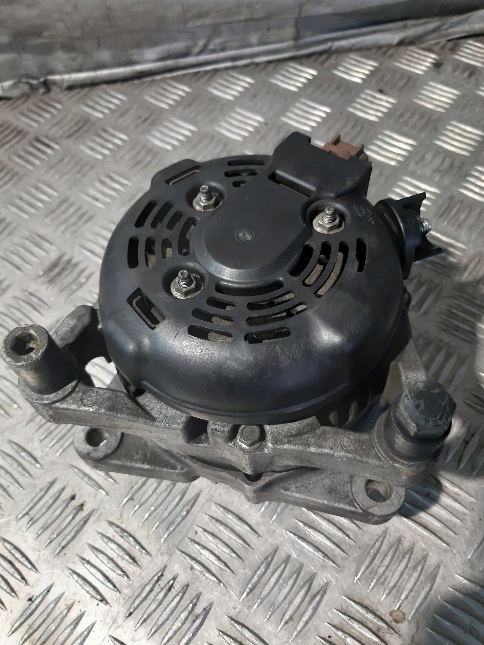 alternatore FORD FOCUS C-MAX 2.0 TDCI