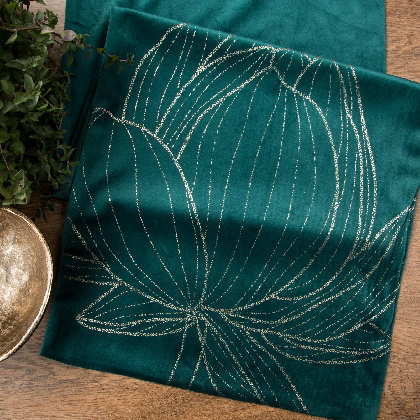 Obrus Velvetowy Ciemnoturkusowy 35x220 cm Kod producenta 389615