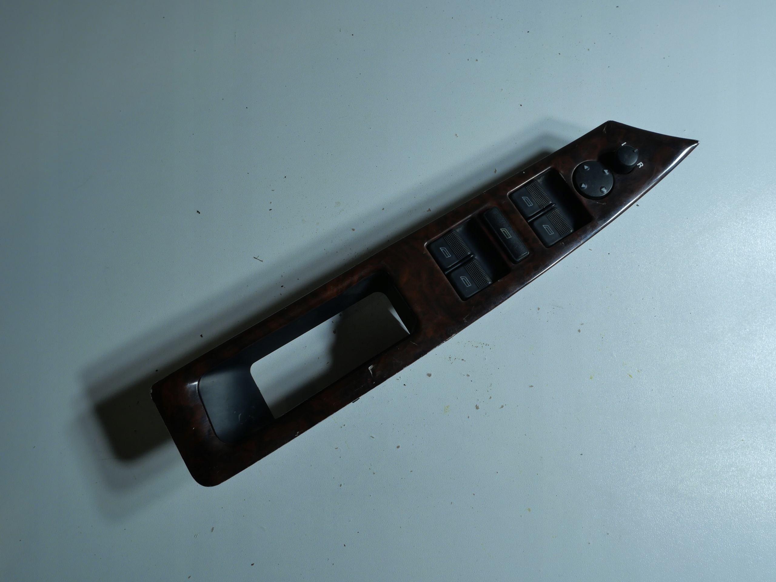 ovladac oken AUDI A8 D2 4D1959521