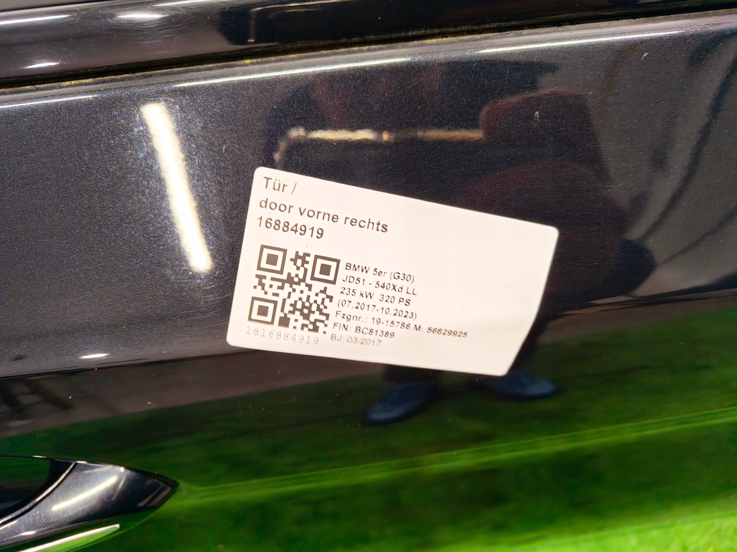 BMW 5 G30 door right front front 475 KEYLESS SHADOWLINE