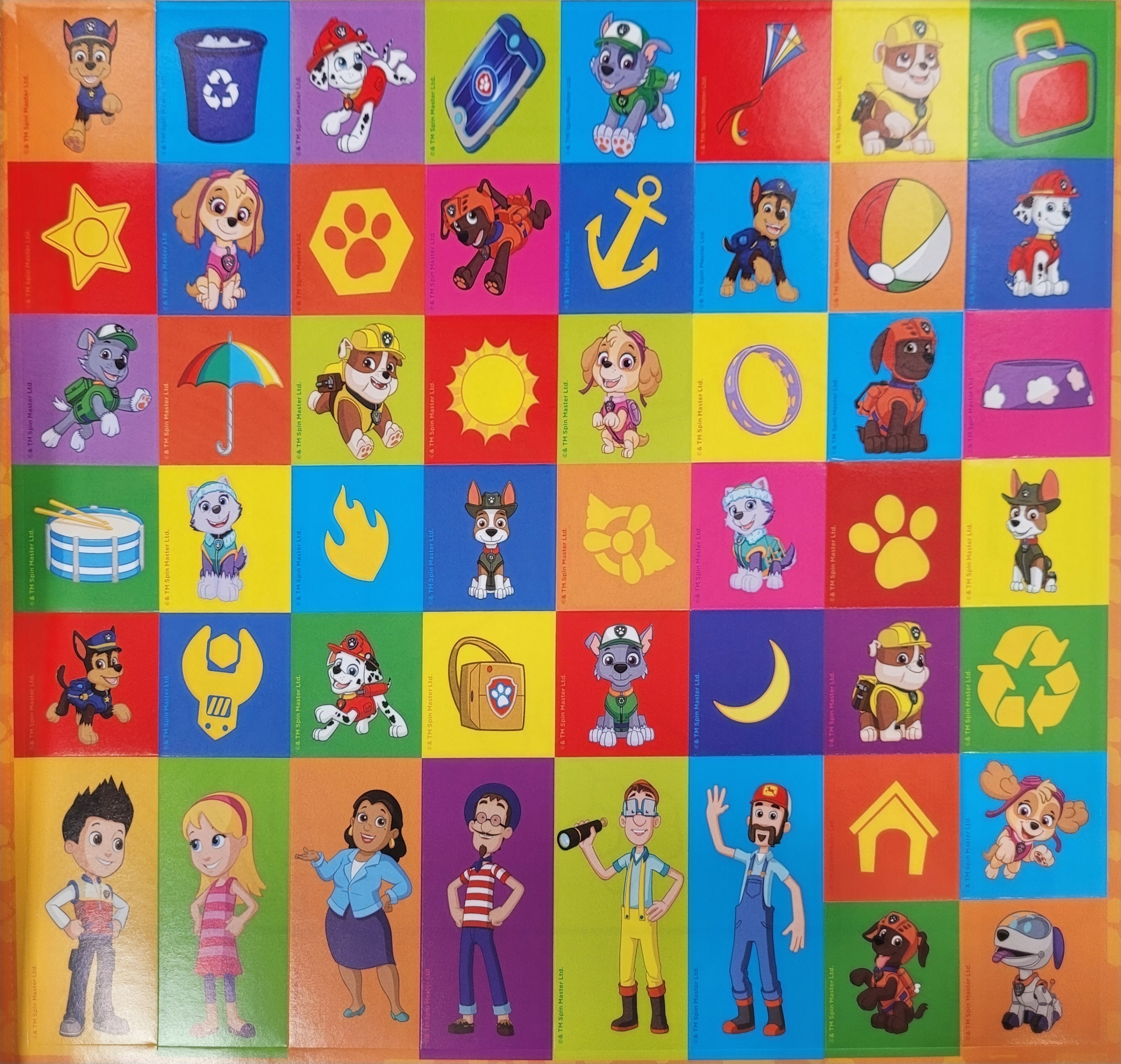 PSI PATROL ŚWIAT PIESKÓW KOLOROWANKA Z NAKLEJKAMI Wydawnictwo Media Service Zawada