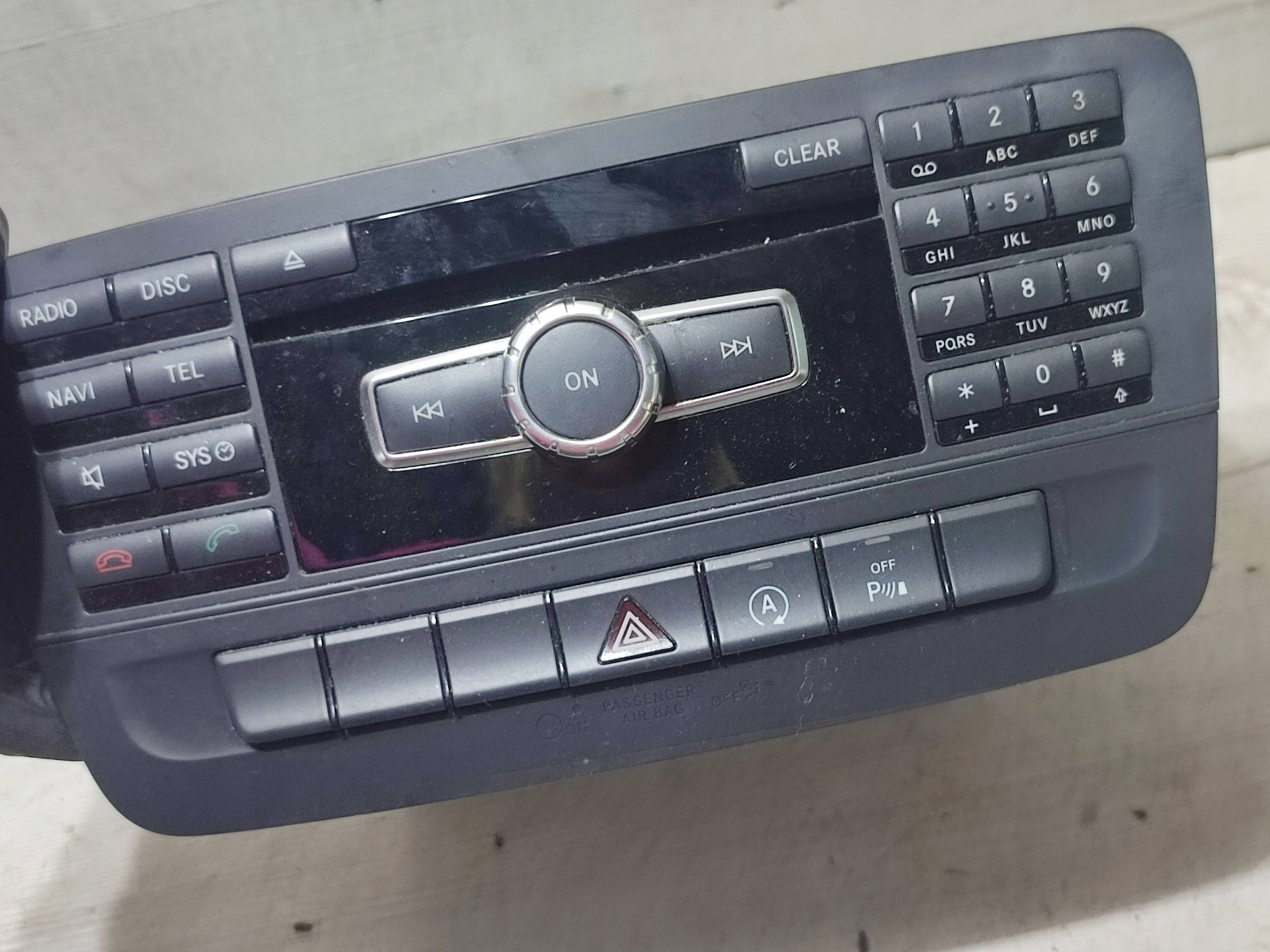 Mercedes-Benz GLA W156 2015 Panel / radio CD/DVD/GPS