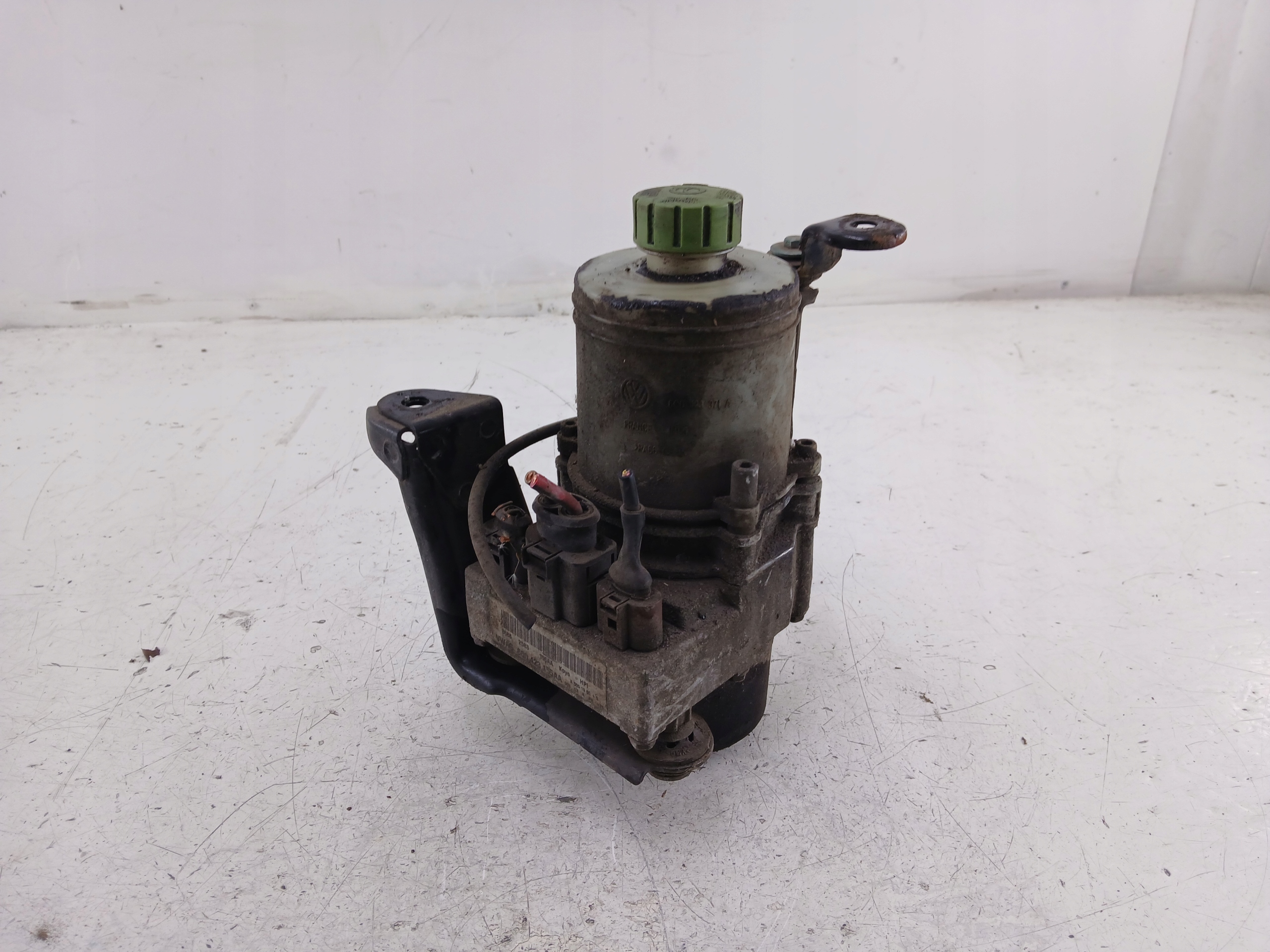 Pompa servosterzo SKODA FABIA e VW POLO 9N 6Q0423155AA 02-09