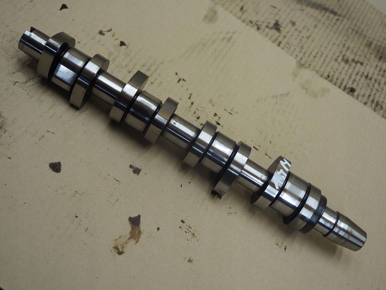 Распределительный вал VW PASSAT B51. 9 TDI 115 л. с. AJM