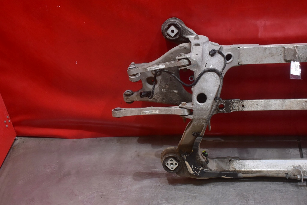 SANKI BELKA WÓZEK KOŁYSKA TYŁ TESLA MODEL S 306 KM 12-20 Numer katalogowy części TESLA