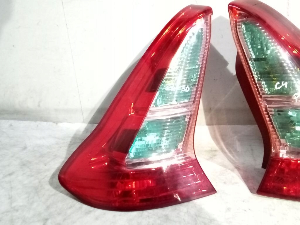 Citroen C4 and 3D lights rear part rear. right and left