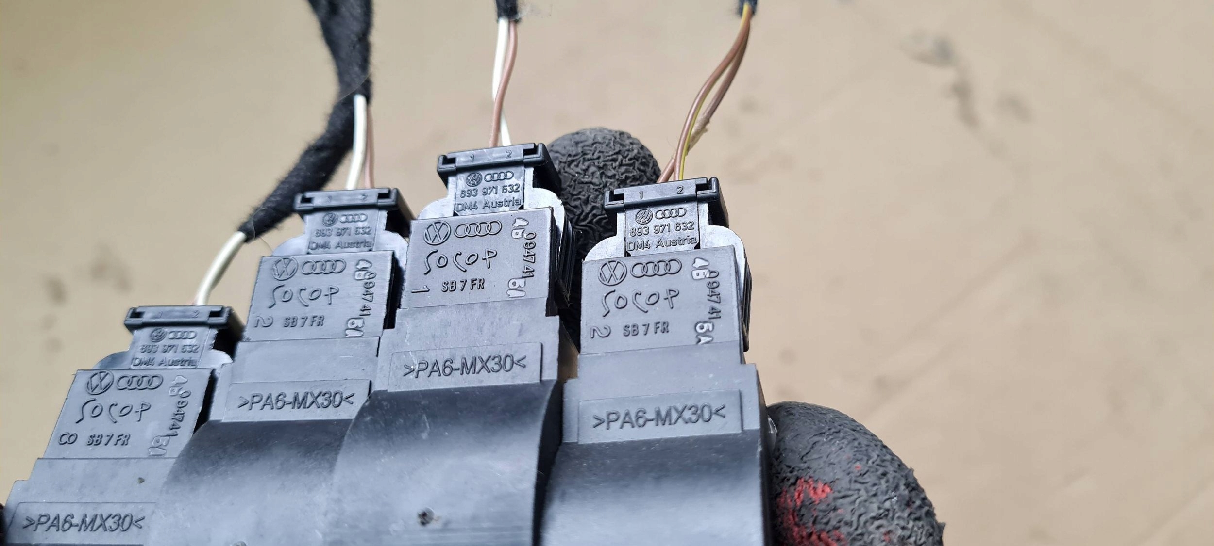 Q5 8R light diodes lighting cabs AUDI VW A6 C7 A7 Q5 A5 4B0947415A 4X