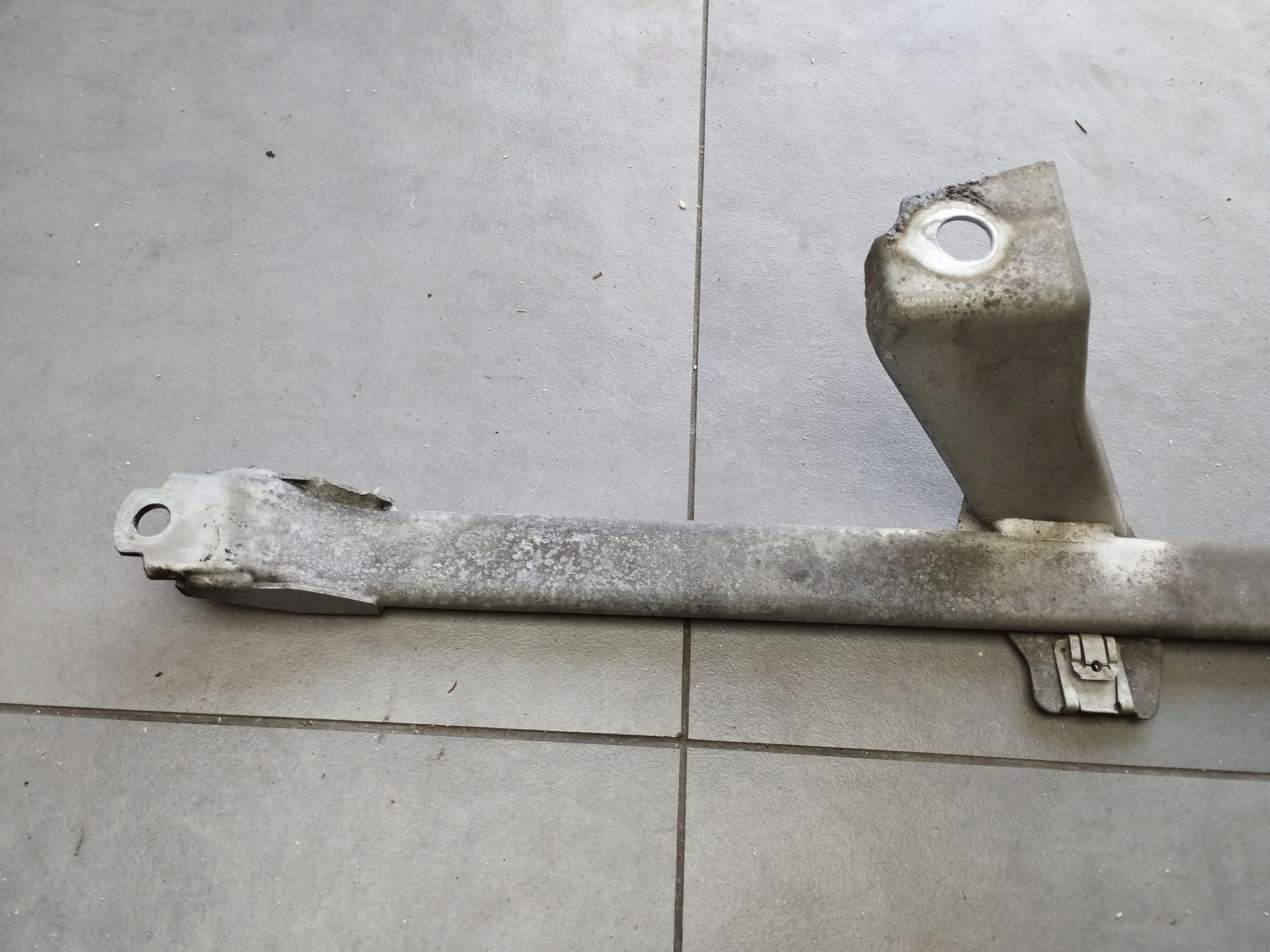 Mercedes-Benz S W222 2014 Supporto UKOSNA