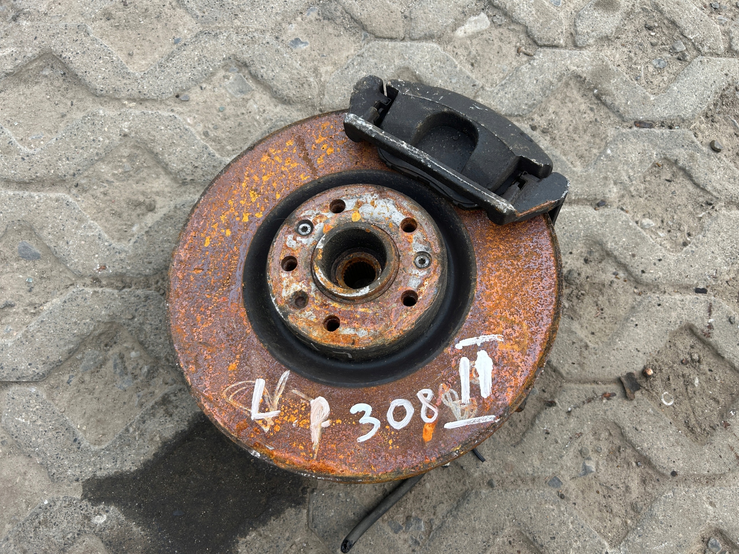 PEUGEOT 308 II T9 2,0 HDI 180 KM swing left front