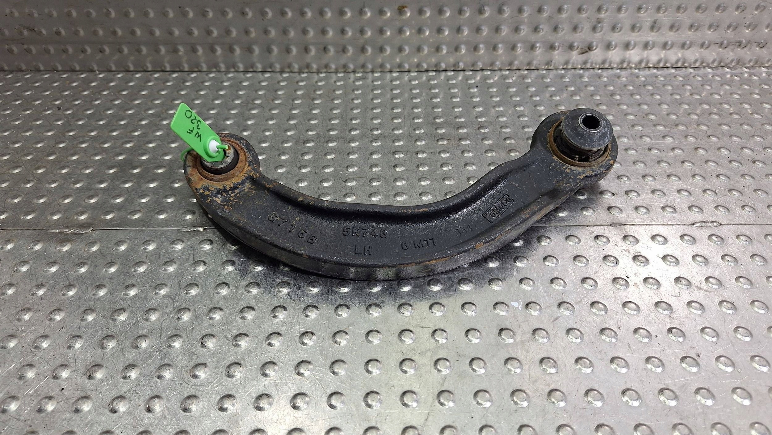 Querlenker links heck G716B 5K743 FORD MUSTANG USA FORD EDGE MK2