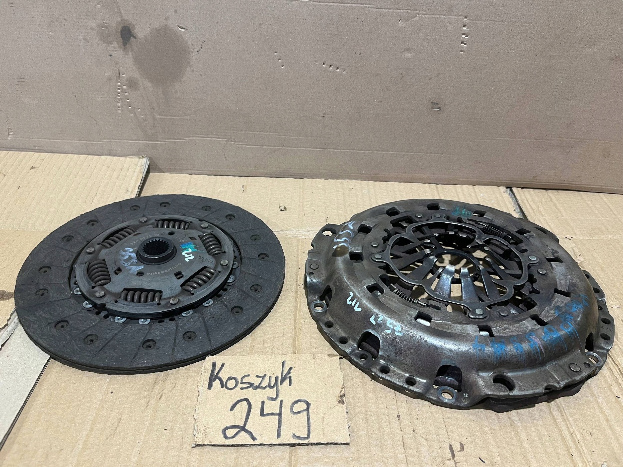Audi A4 S4 B6 Docisk i tarcza sprzęgła