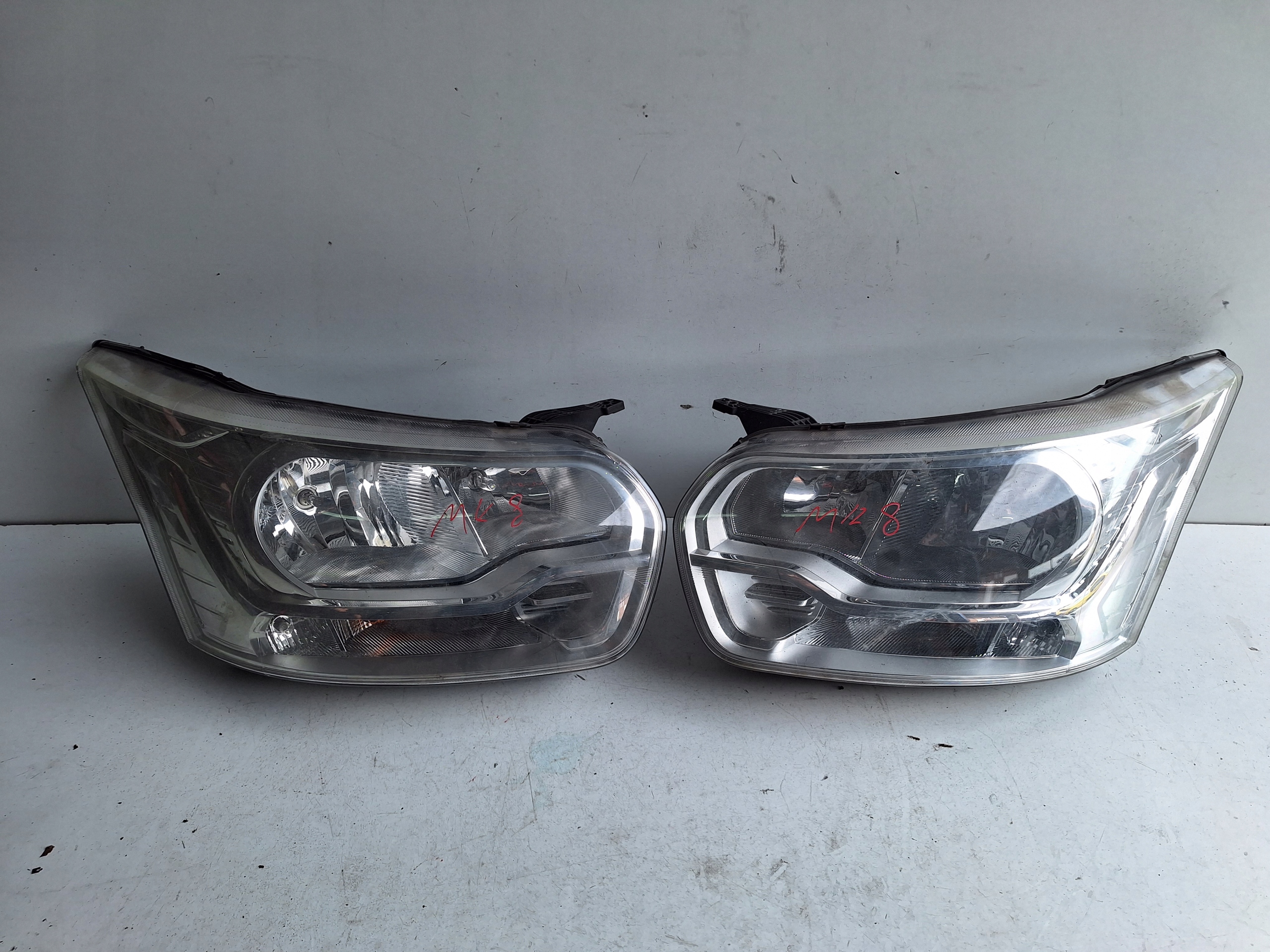 FORD TRANSIT MK8 13-18 light right UK