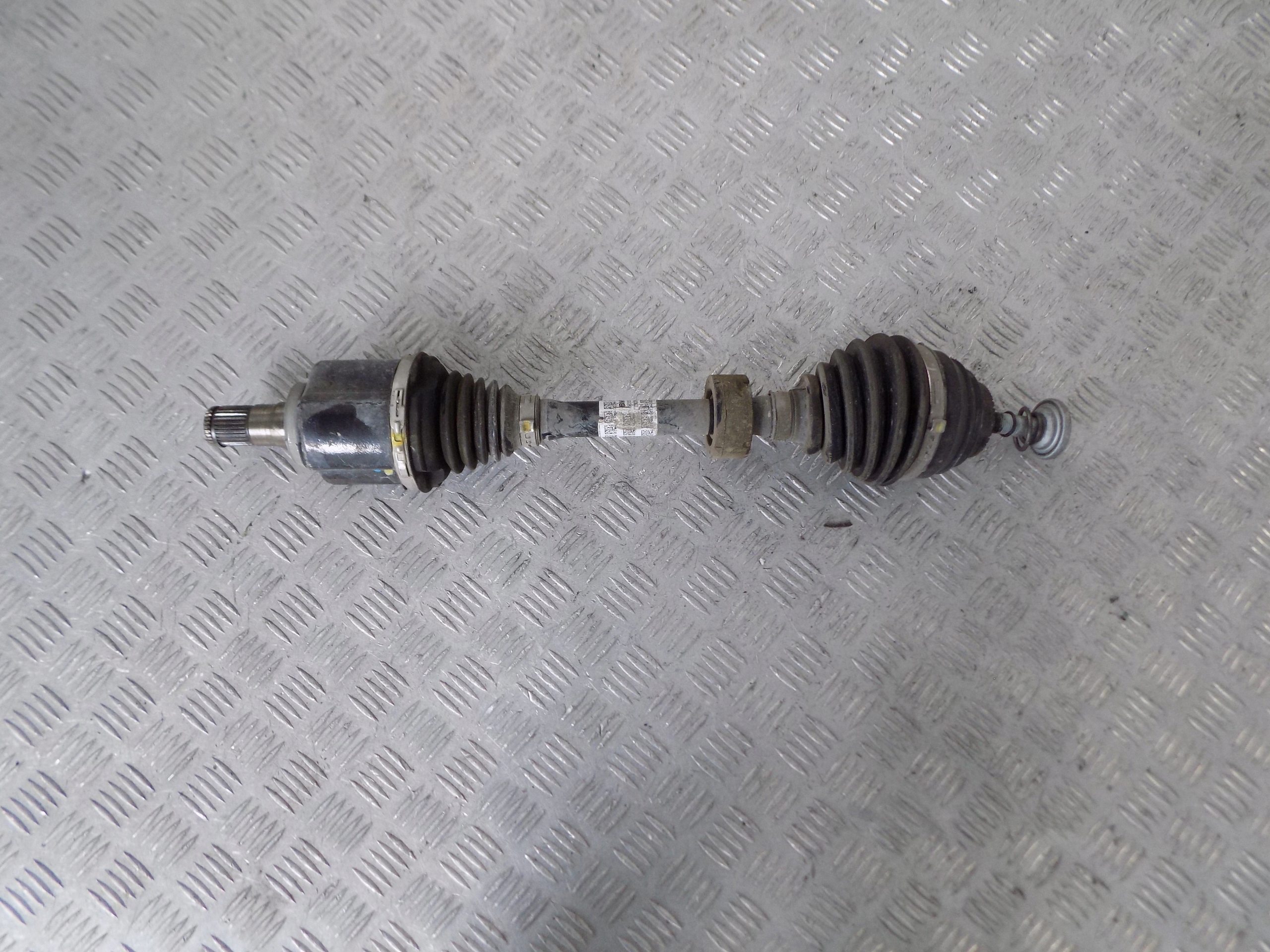 BMW F39 F48 semi-axis left front 5A2E057