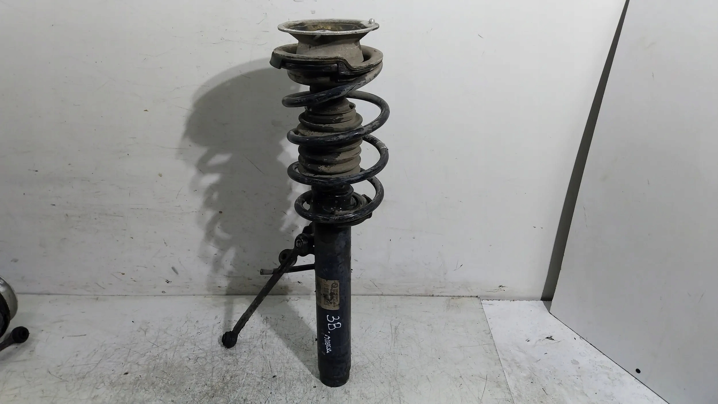 shock absorber front left 6789573 BMW X1 E84 N47