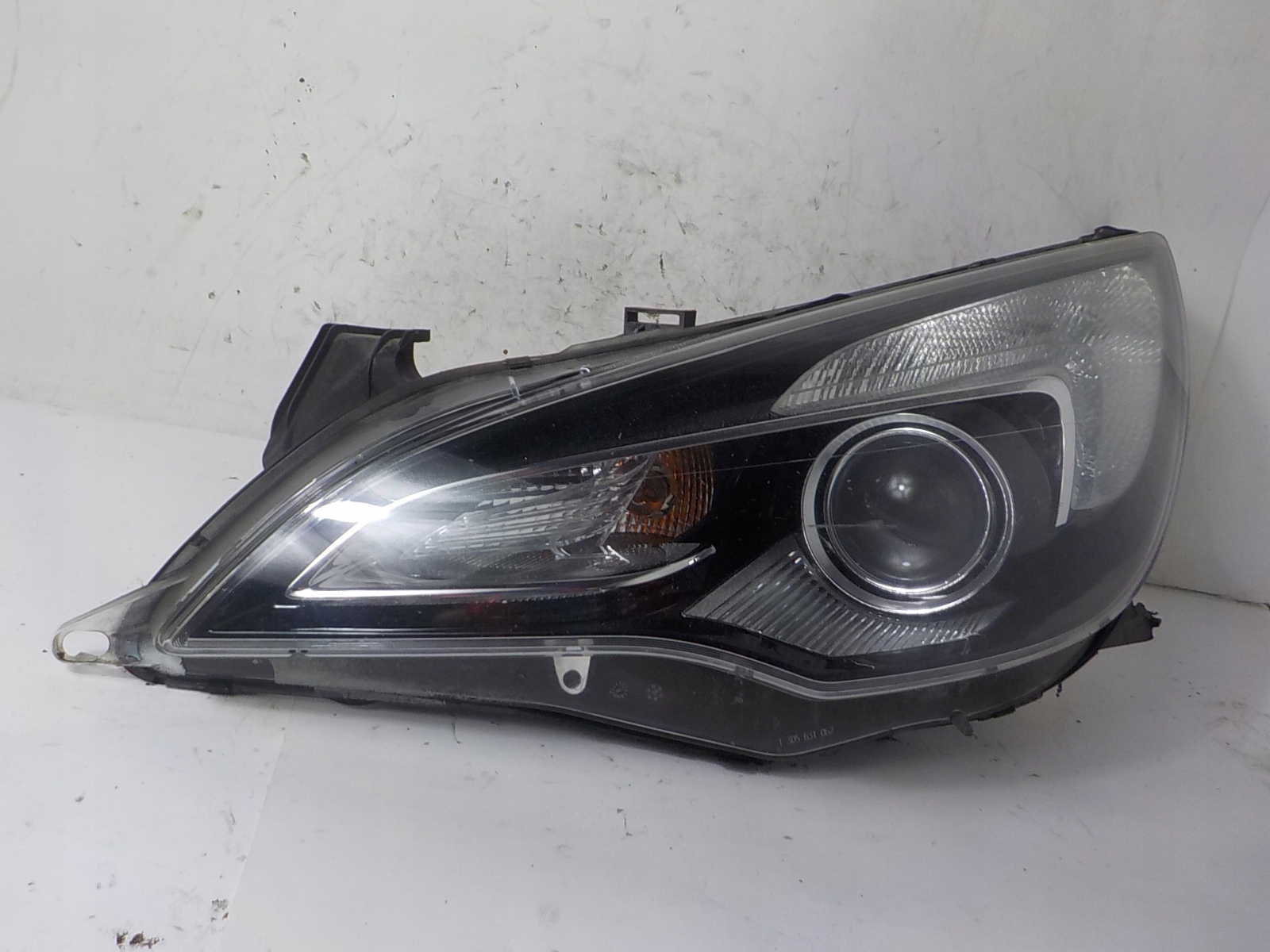 OPEL ASTRA J IV GTC CASCADA light left front front UK