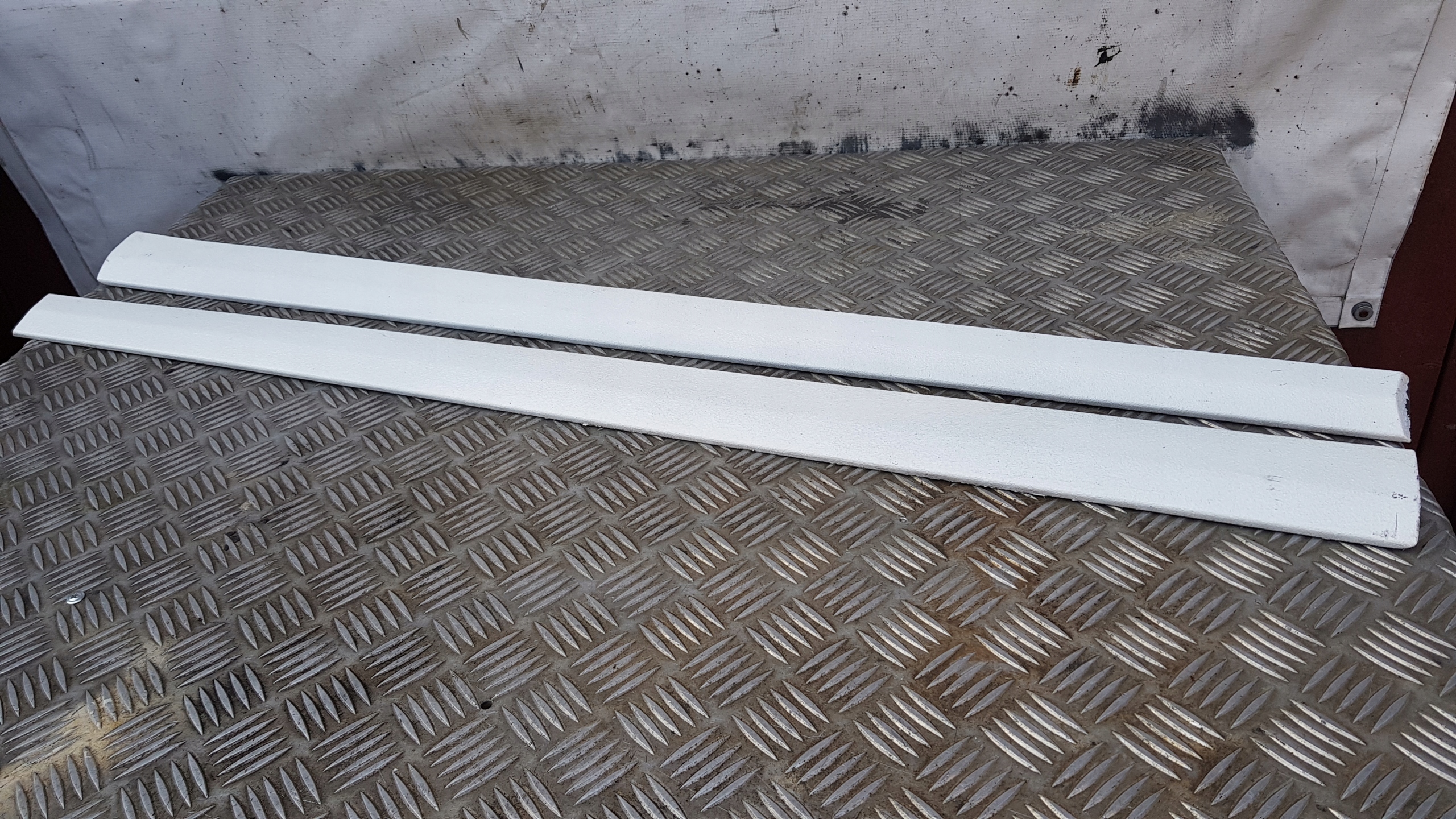 MERCEDES W203 moulding door right / left front