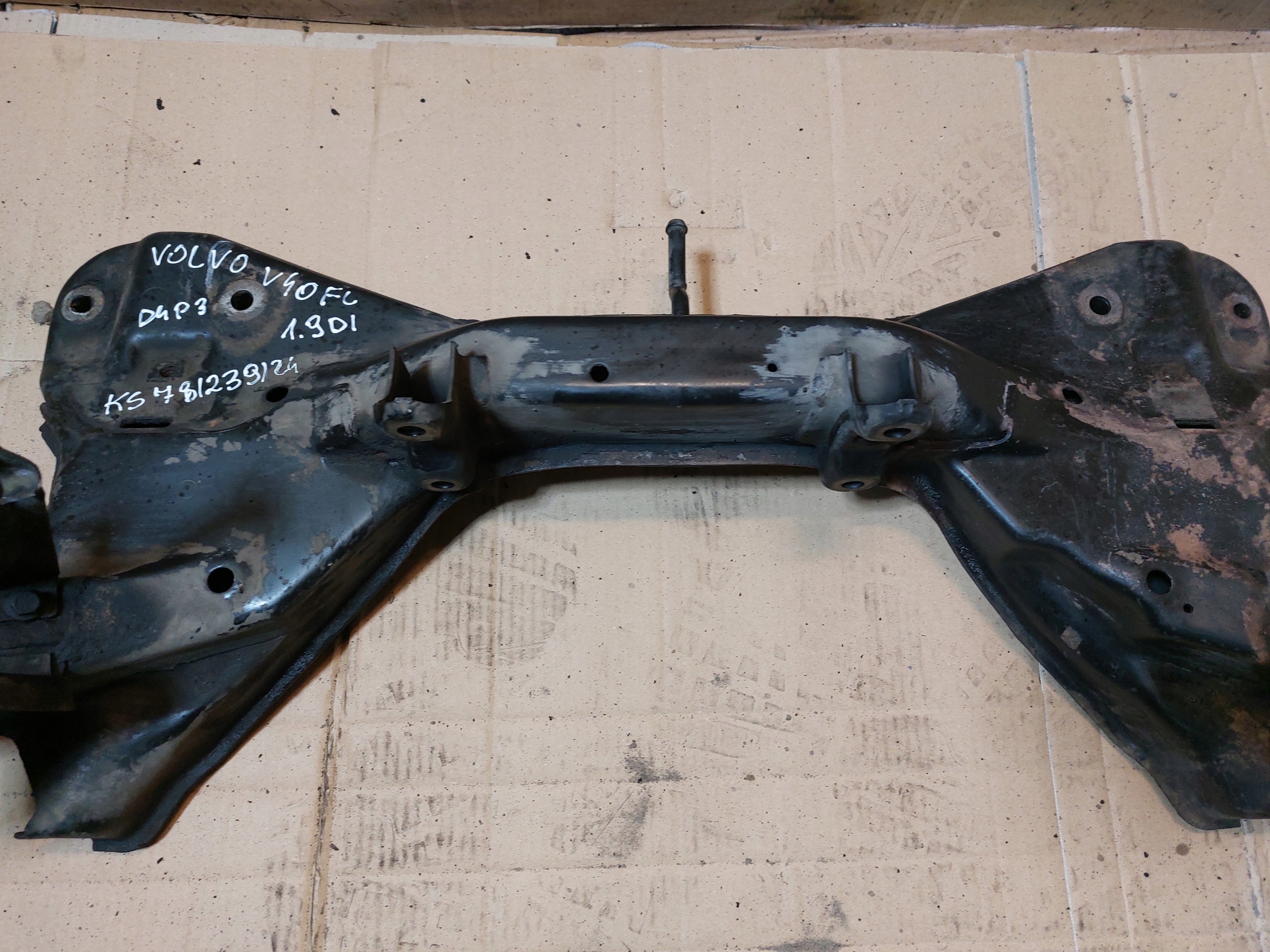 subframe axle beam VOLVO V40 FL 1.9DI