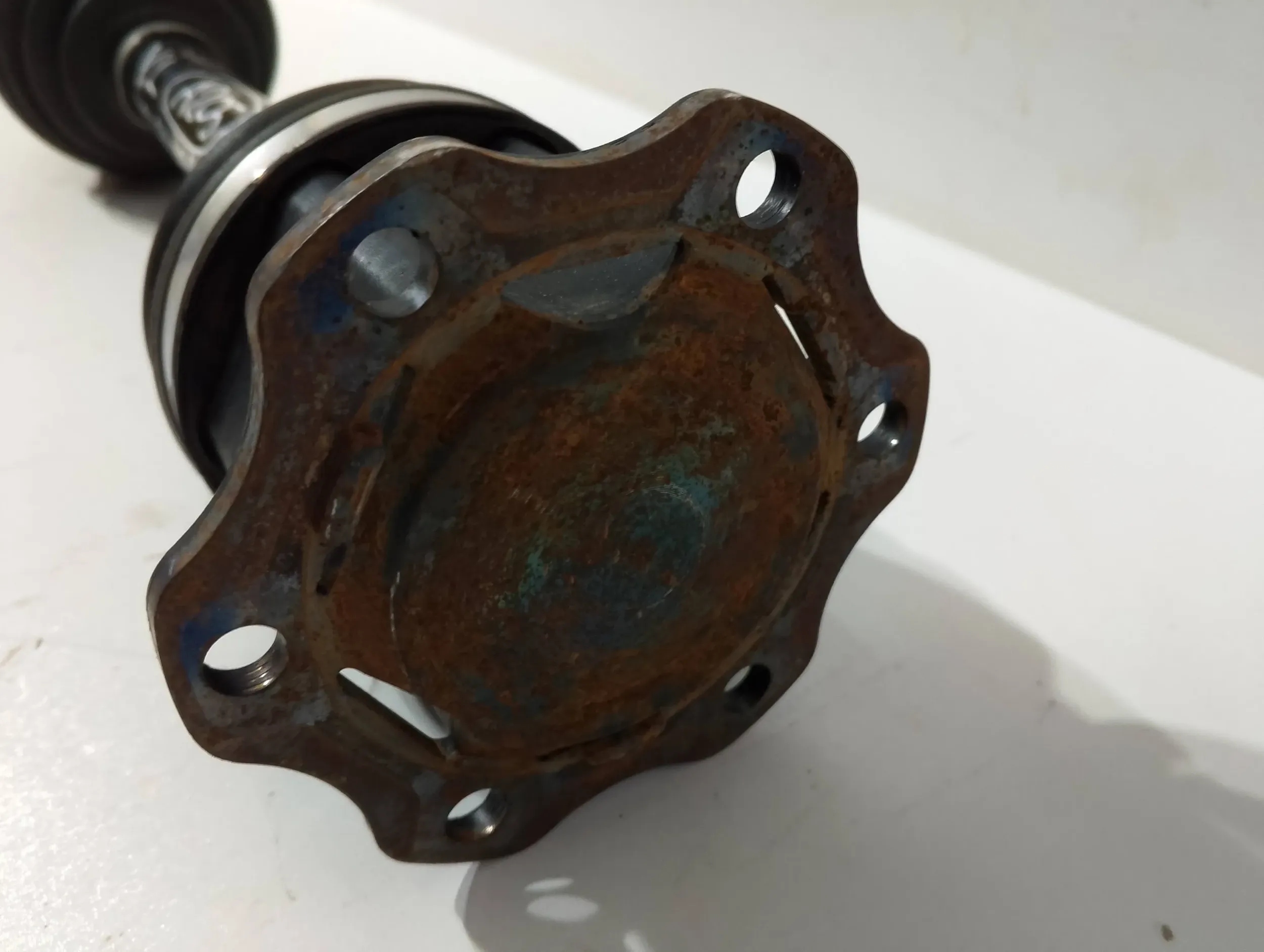 Audi A4 A5 B9 8W semi-axis front left 2,0 TDI 42 zeby (A205)