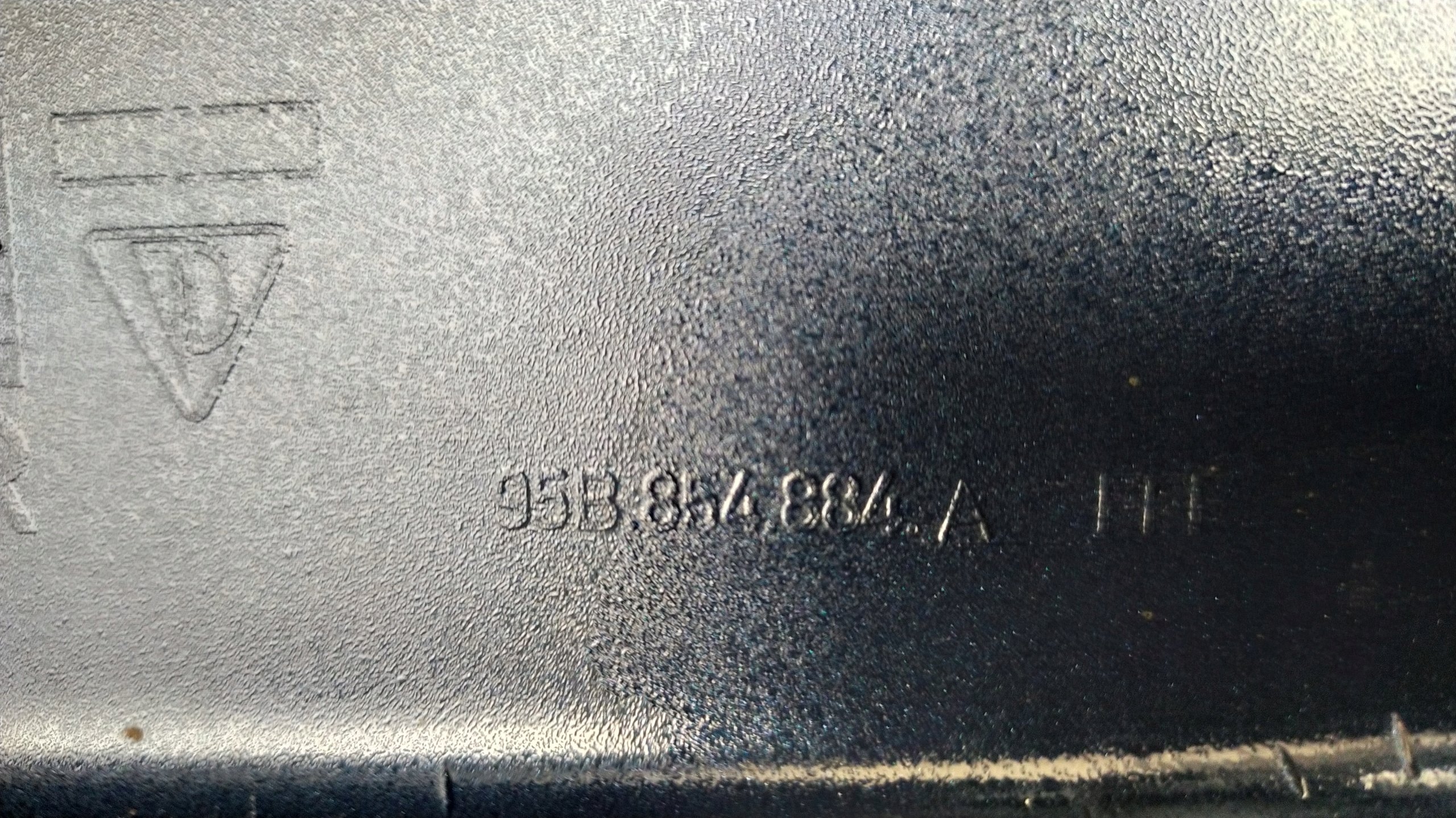 молдинг порога правая PORSCHE MACAN 95B