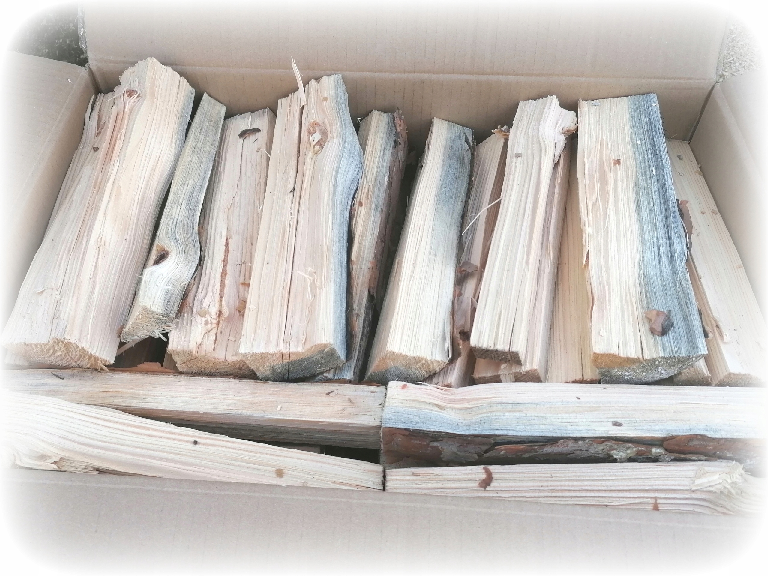 Podpałka rozpałka sucha drewno rozpałkowe 30 kg Marka inna