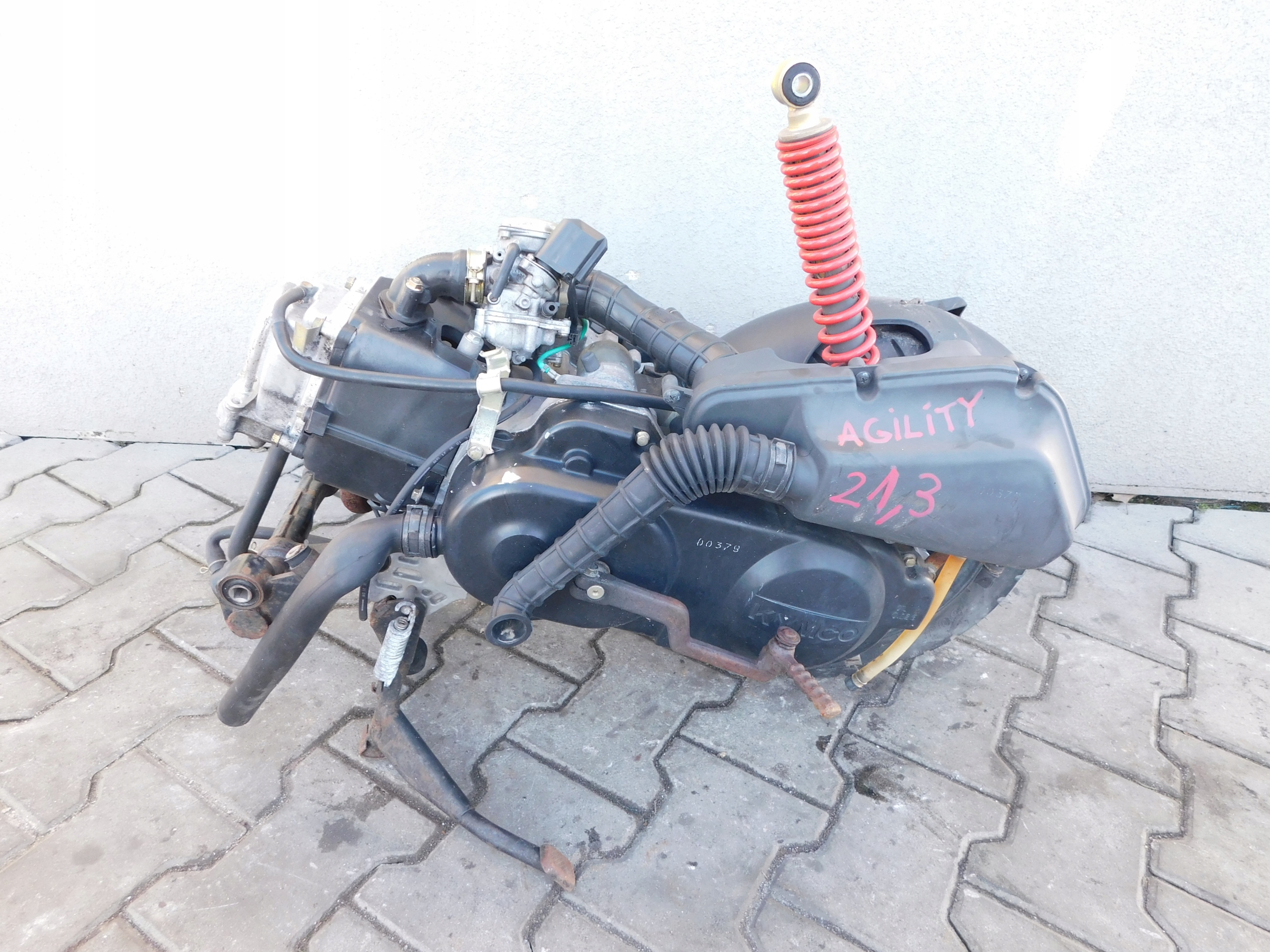 KYMCO AGILITY 50 4T МОТОР НА КОЛЕСО 10