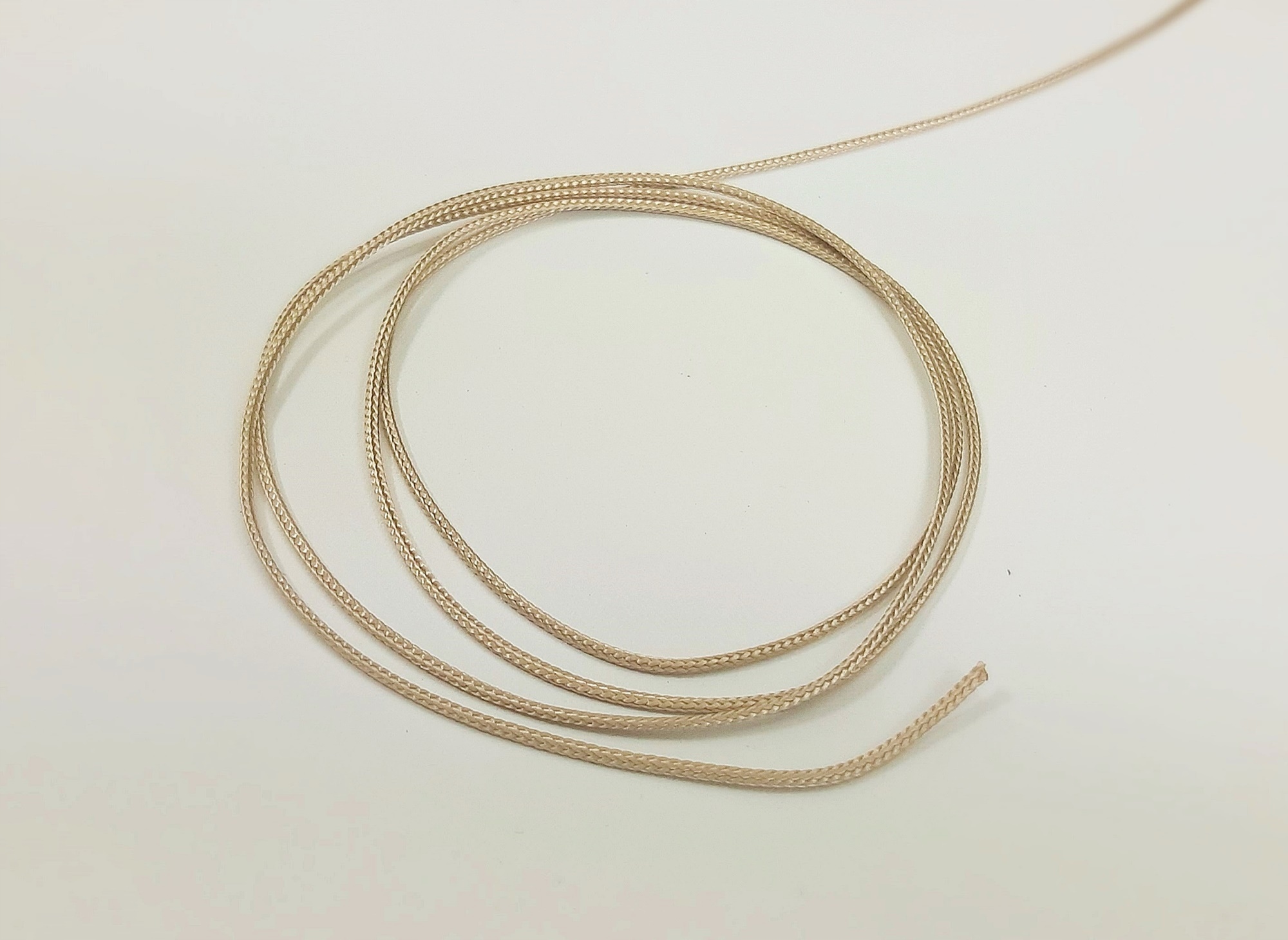 SZNUREK DO ROLET RZYMSKICH BAMBUSOWYCH ŻALUZJI MOCNY BEŻOWY 1,4mm- 100mb Marka inna marka