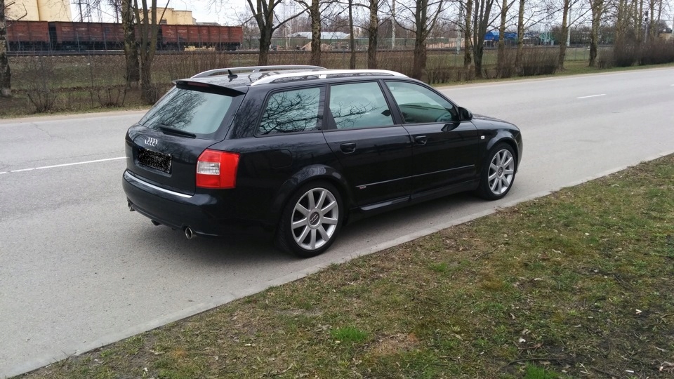 Audi A4 B8 S4 навес спойлер